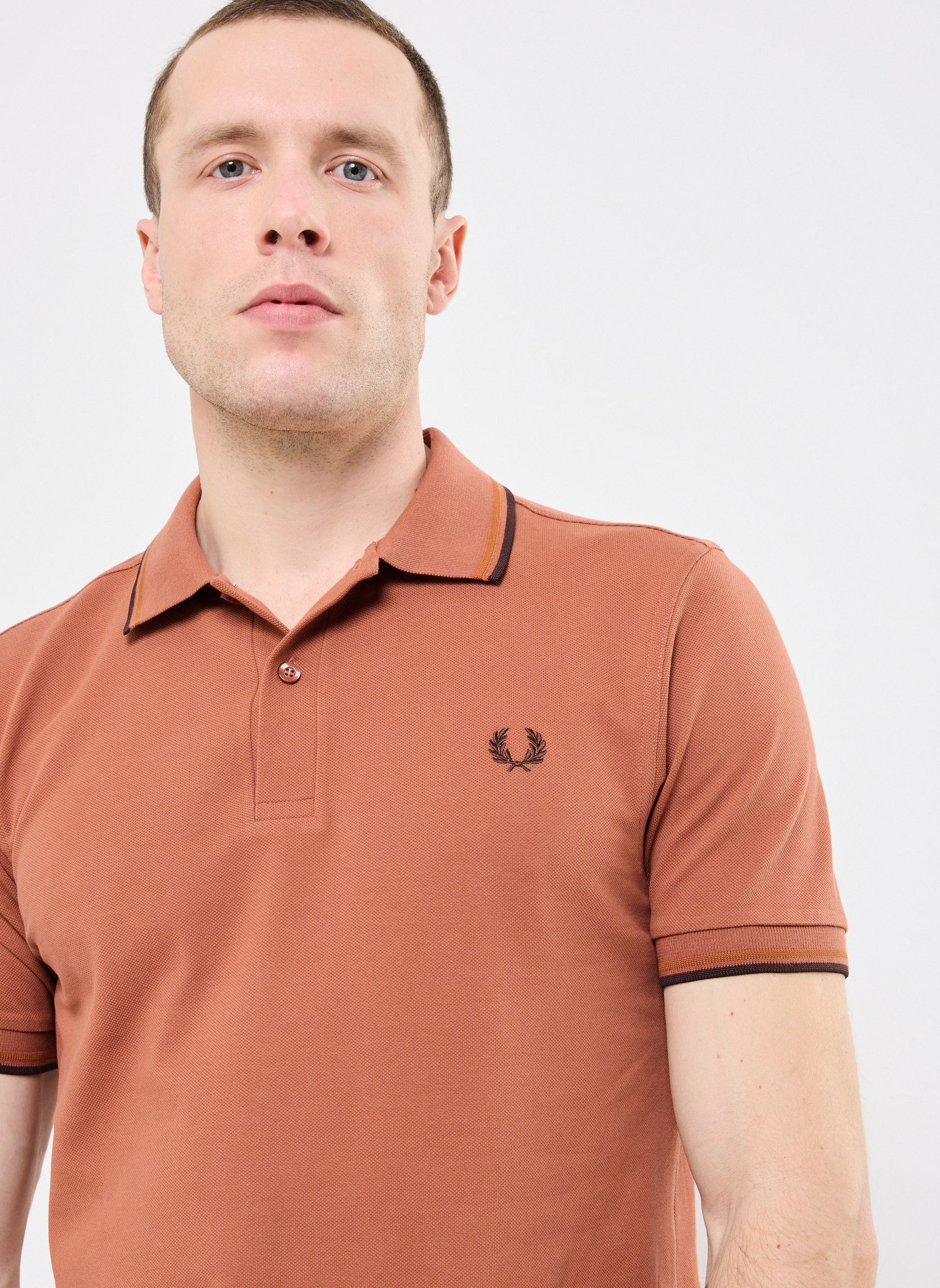 Polos Twin Tipped Fred Perry Shirt homme orange Fred Perry Polos Twin Tipped Fred Perry Shirt homme orange CNMN-NTFL-CRBRIC