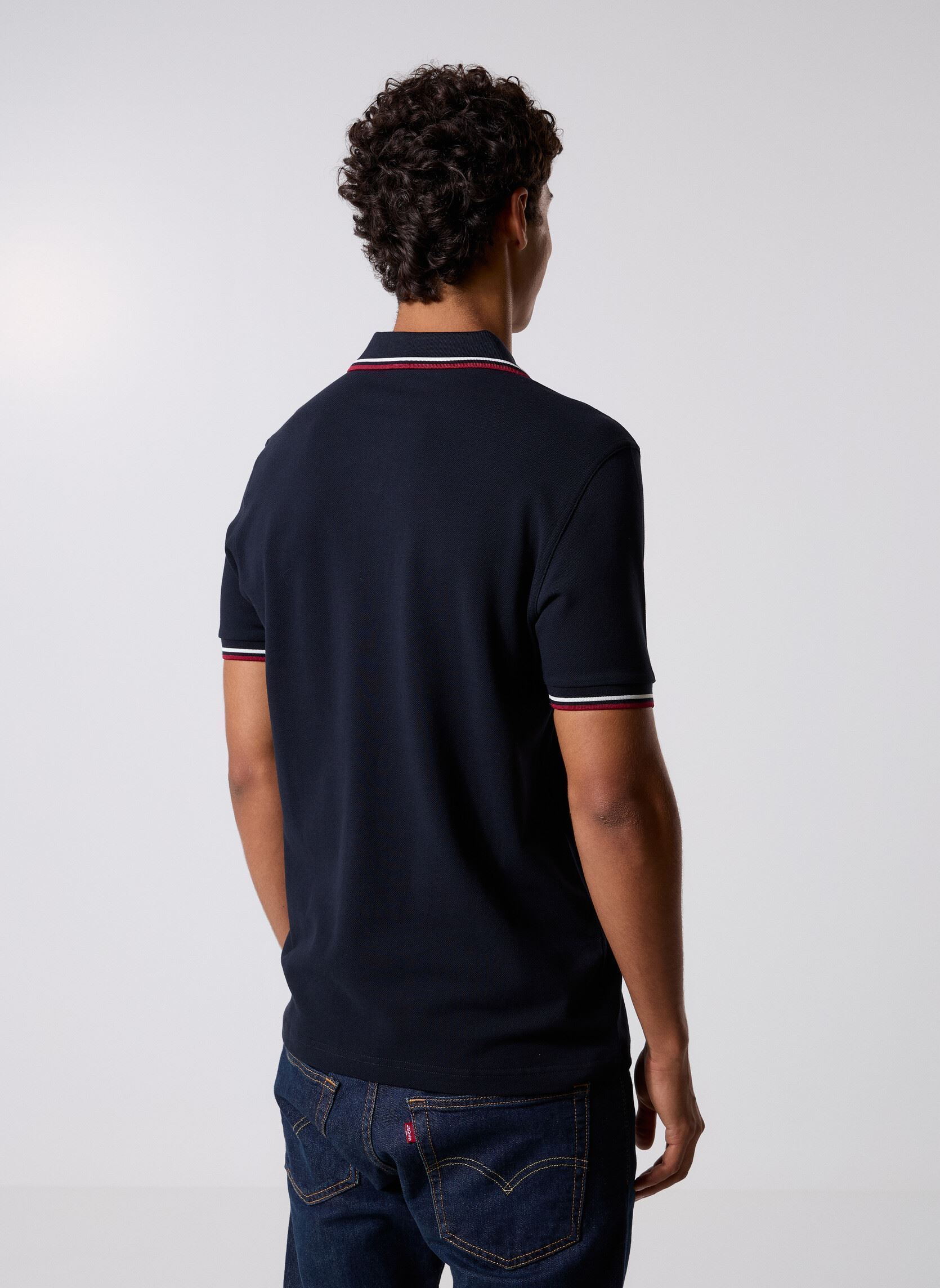 Polos Twin Tipped Fred Perry Shirt homme bleu Fred Perry Polos Twin Tipped Fred Perry Shirt homme bleu NVY/SWHT/BNTRED