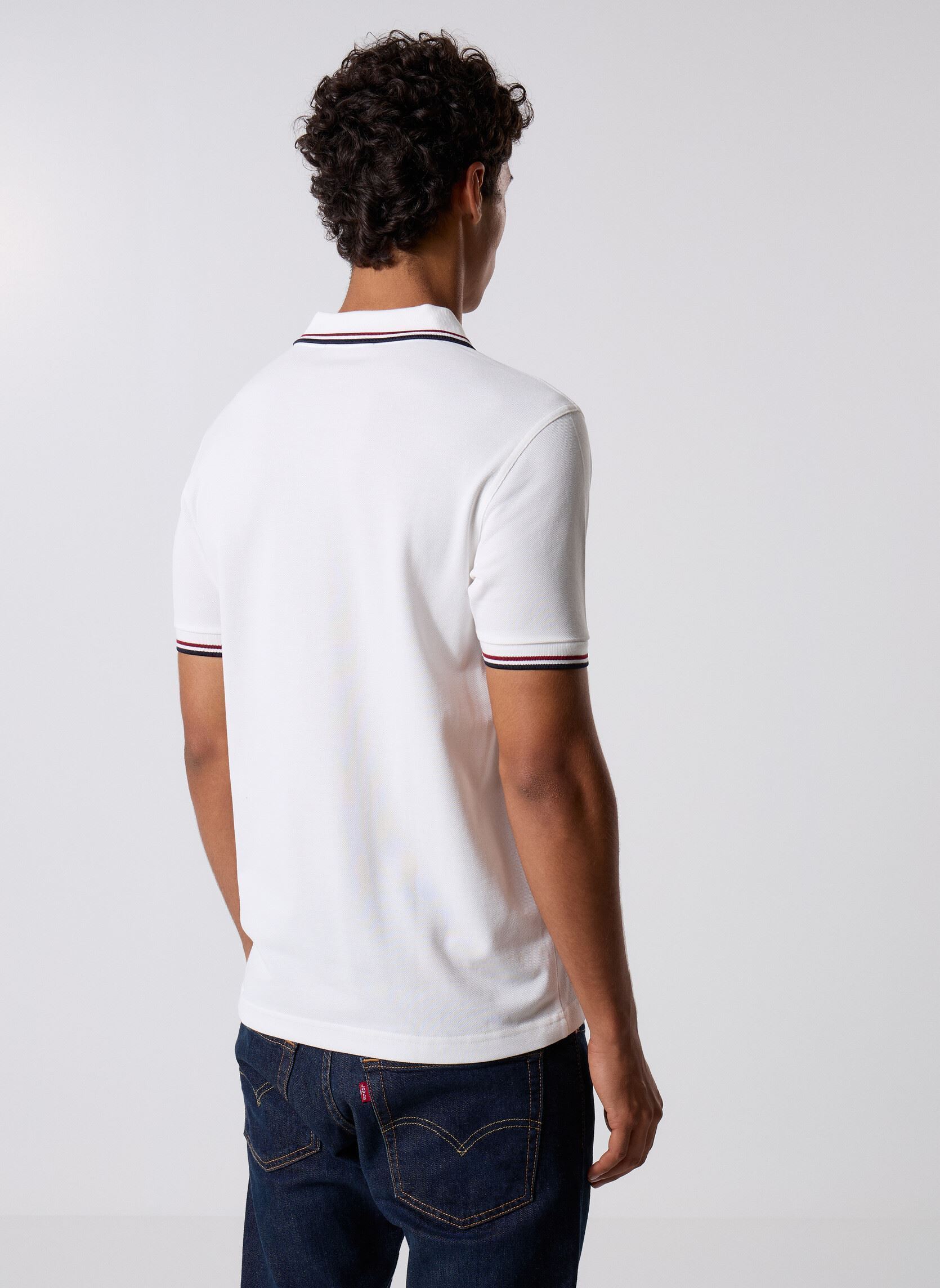 Polos Twin Tipped Fred Perry Shirt homme blanc Fred Perry Polos Twin Tipped Fred Perry Shirt homme blanc SNWHT/BRED/NVY