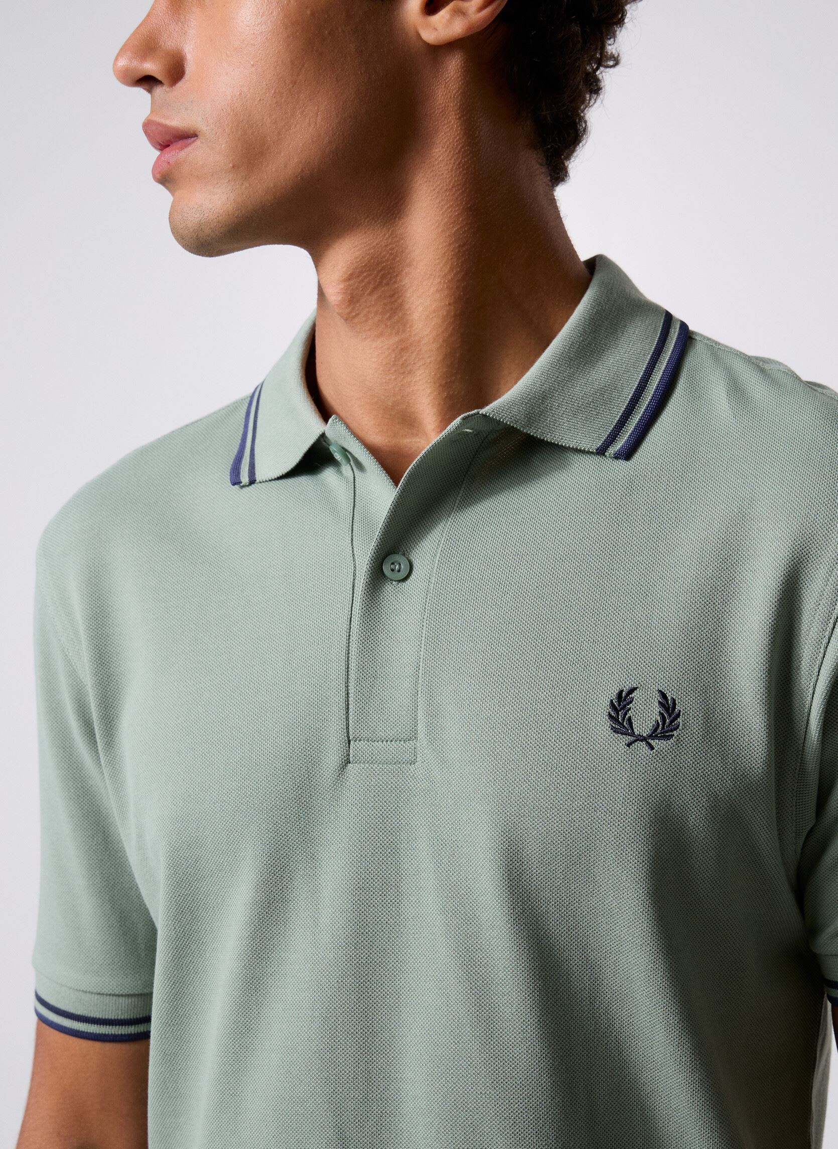 Polos Twin Tipped Fred Perry Shirt homme vert Fred Perry Polos Twin Tipped Fred Perry Shirt homme vert BYLF/DAIR/TNSBLU
