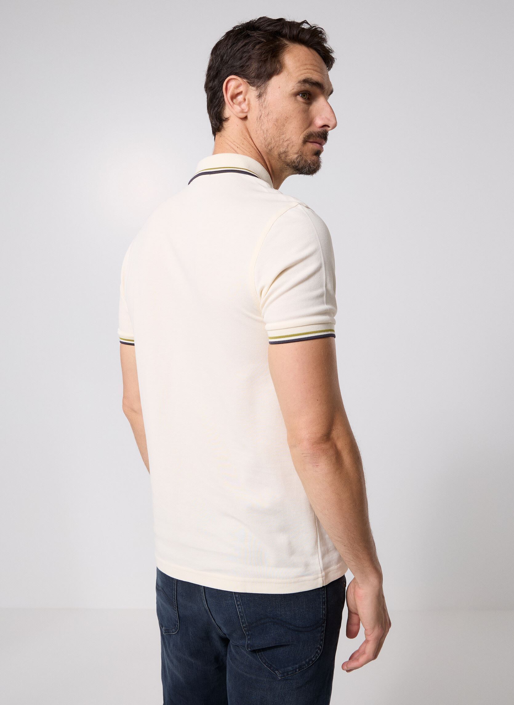 Polos Twin Tipped Fred Perry Shirt homme blanc Fred Perry Polos Twin Tipped Fred Perry Shirt homme blanc ECR/TBYLLW/ANCGY