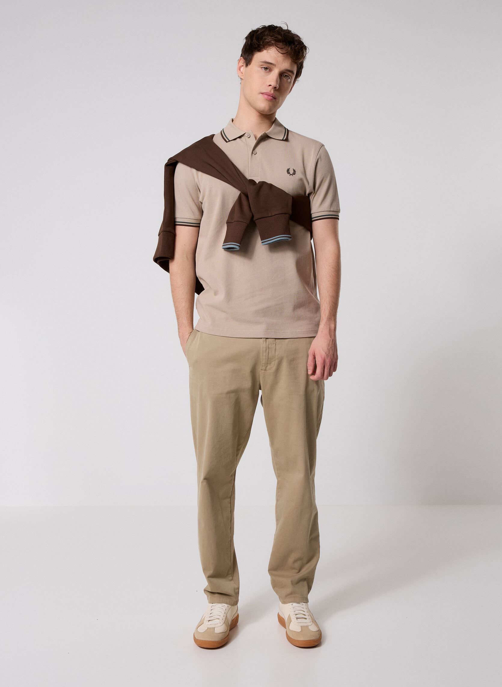 Polos Twin Tipped Fred Perry Shirt homme beige Fred Perry Polos Twin Tipped Fred Perry Shirt homme beige WRMOT/CRTGR/BTOB