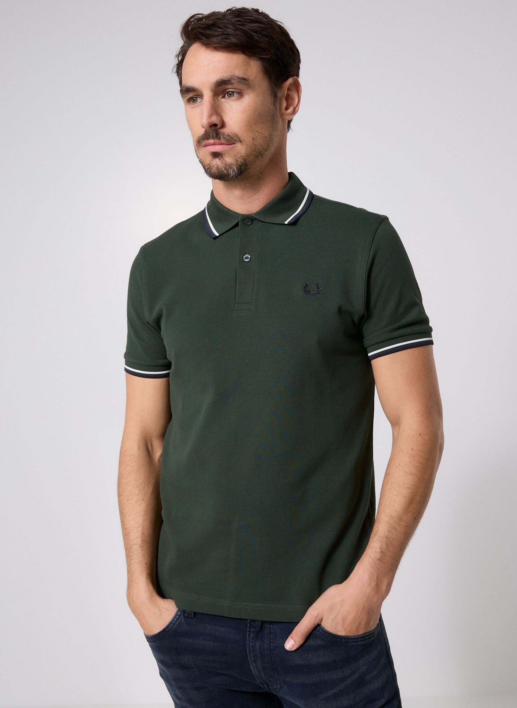 Polos Twin Tipped Fred Perry Shirt homme vert Fred Perry Polos Twin Tipped Fred Perry Shirt homme vert CRTGRN/SNWT/NVY