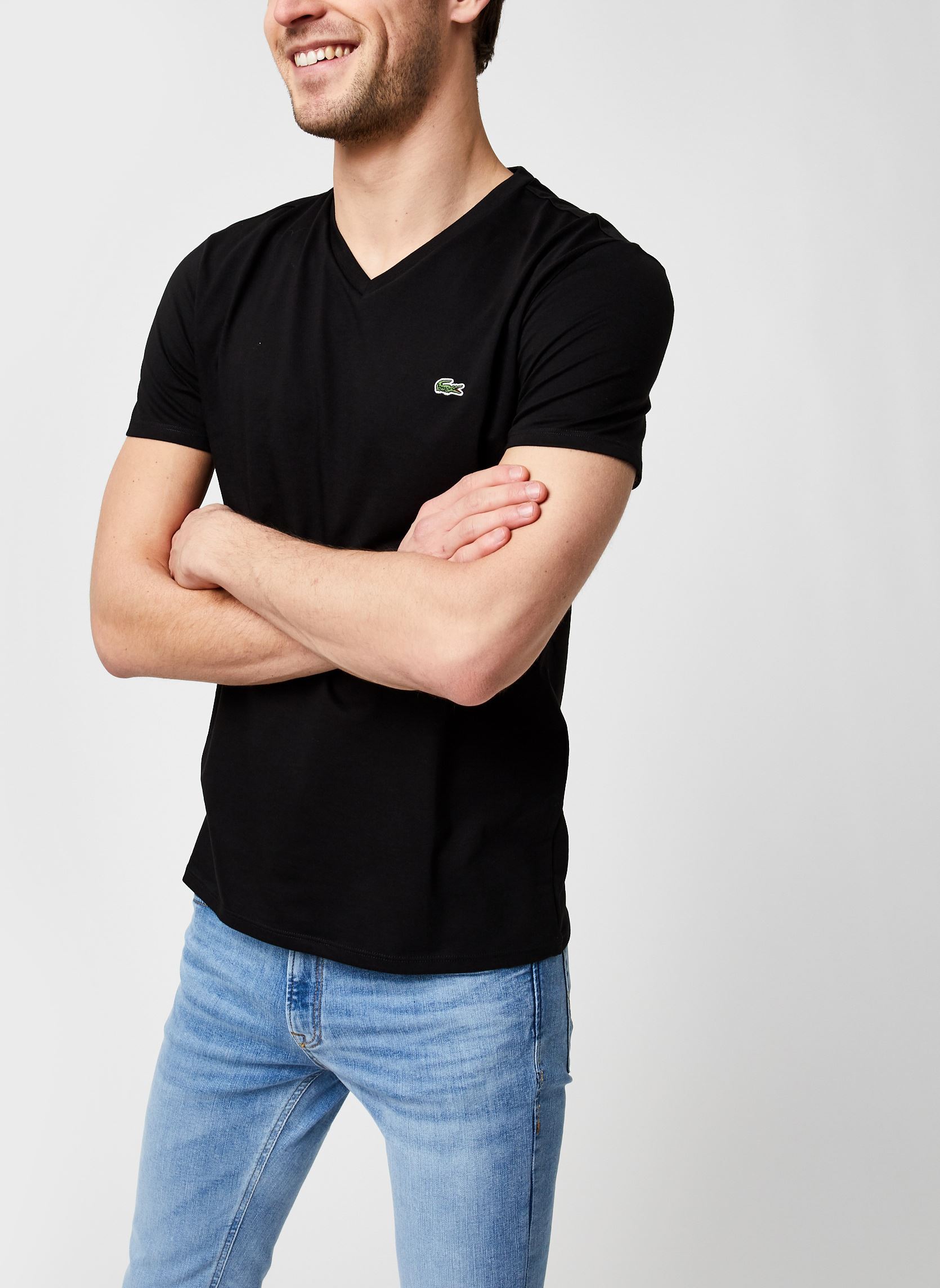 Tee-shirts T-shirt col V en jersey de coton homme noir Lacoste Tee-shirts T-shirt col V en jersey de coton homme noir NOIR