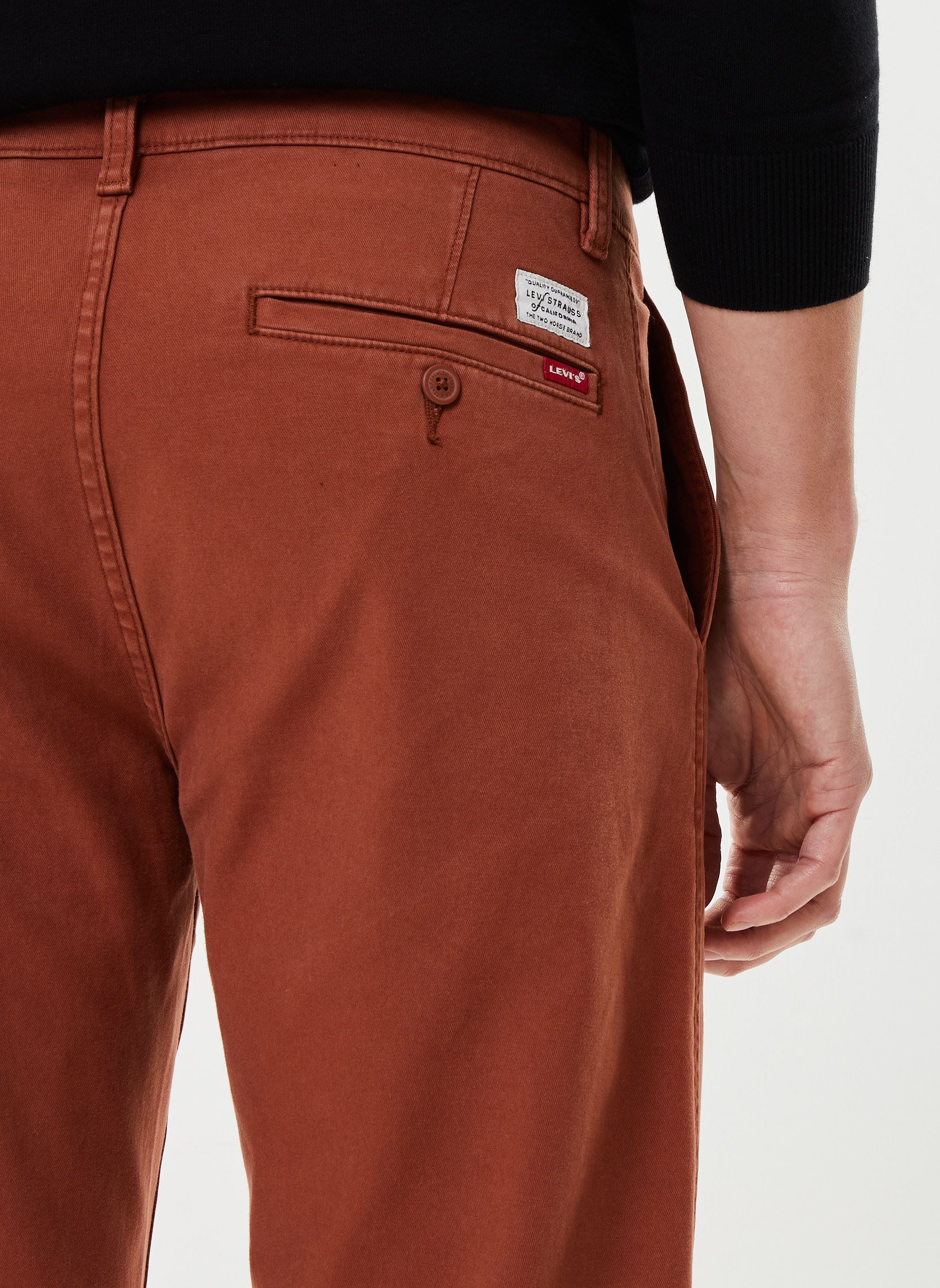 Pantalons chino XX CHINO STD II homme marron Levi's Pantalons chino XX CHINO STD II homme marron SEQUOIA SHADY GD
