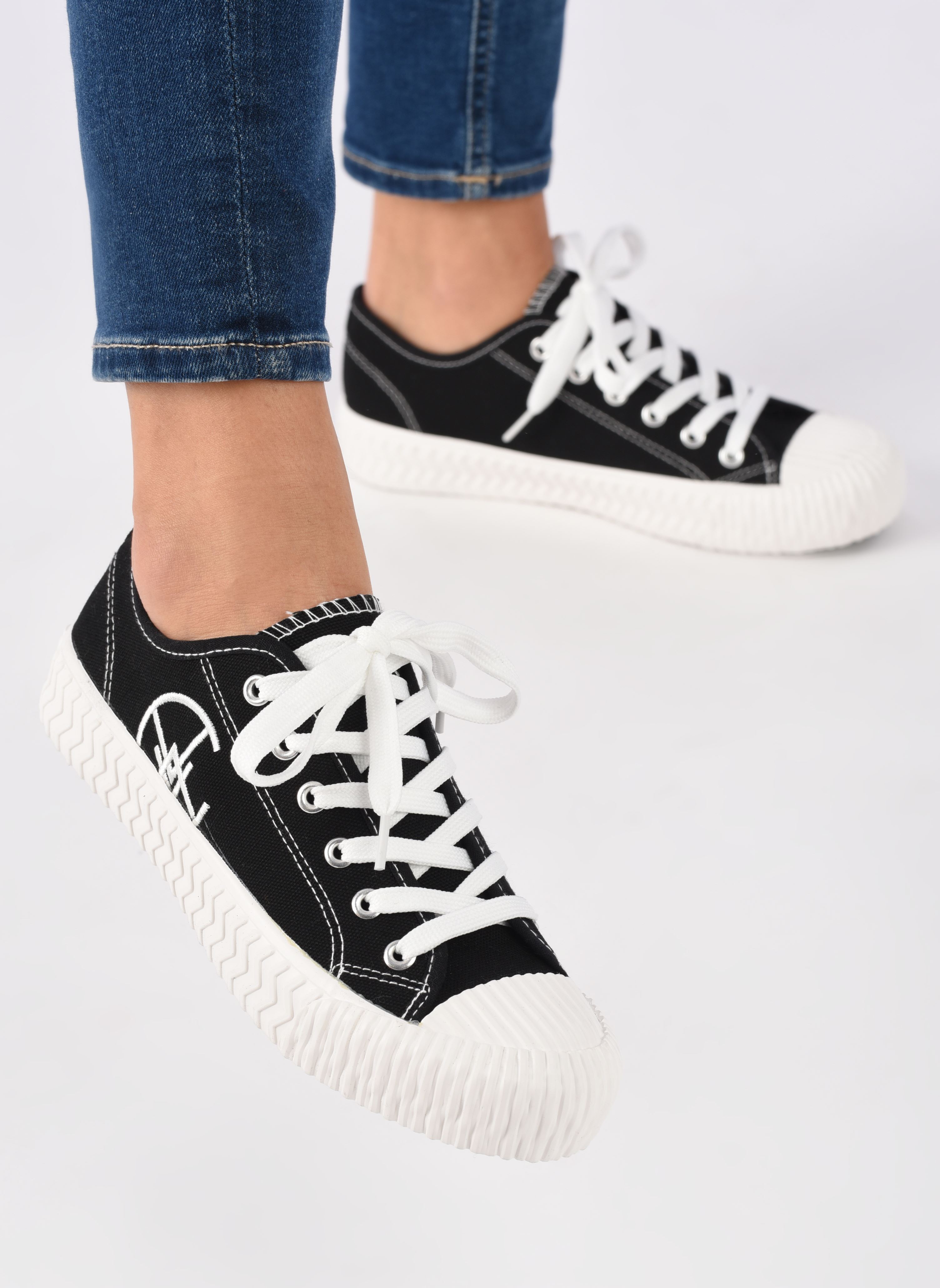 Leinen-Sneaker ROMAN damen schwarz Chattawak Leinen-Sneaker ROMAN damen schwarz Noir