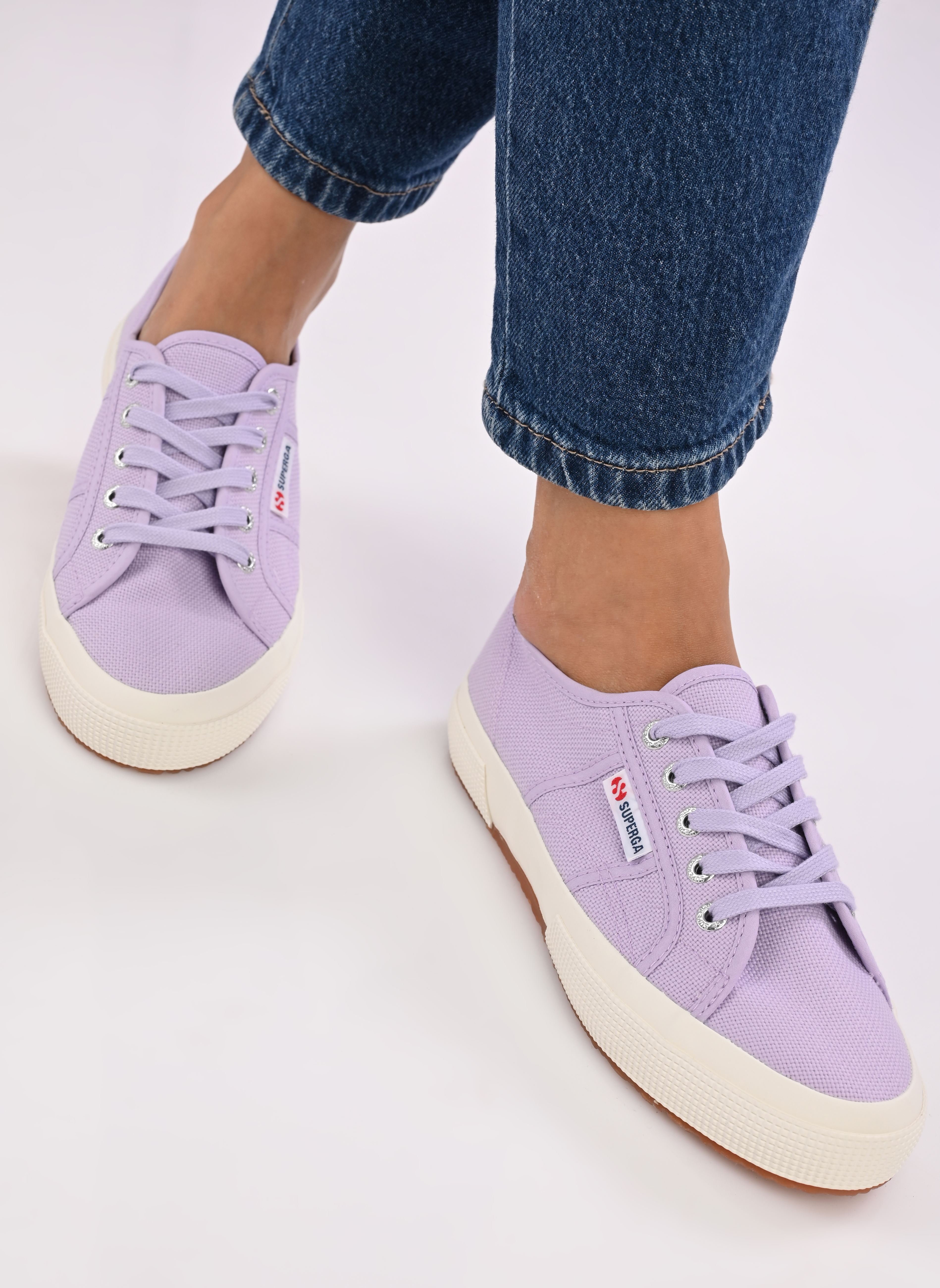 Print sneakers 2750 Cotu Classic Coton dames paars Superga Print sneakers 2750 Cotu Classic Coton dames paars VIOLET LILLA - FAVORIO