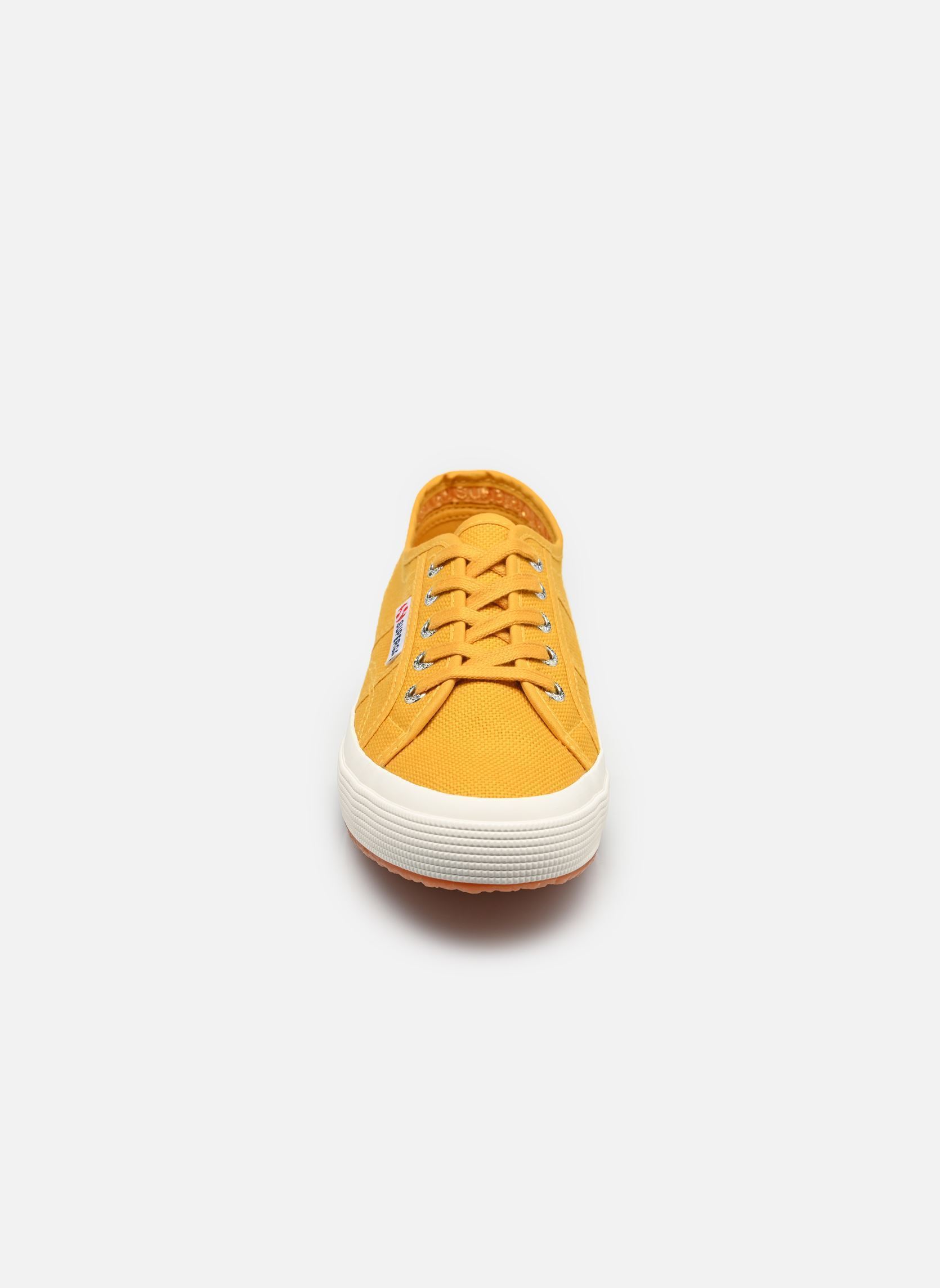 Baskets toile 2750 Cotu Classic Coton femme jaune Superga Baskets toile 2750 Cotu Classic Coton femme jaune 966465 - S000010-AYS W