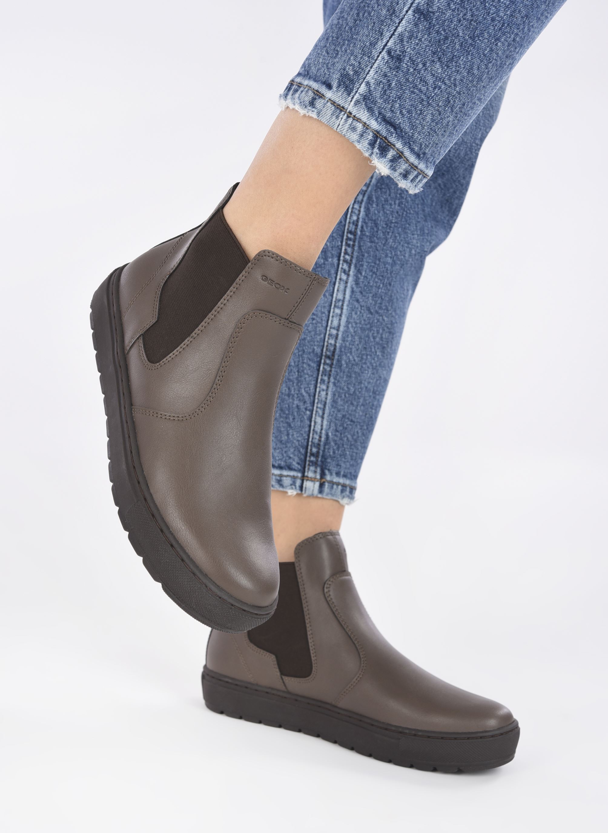 Bottines basses D Breeda D042QA femme marron Geox Bottines basses D Breeda D042QA femme marron CHÂTAIGNE