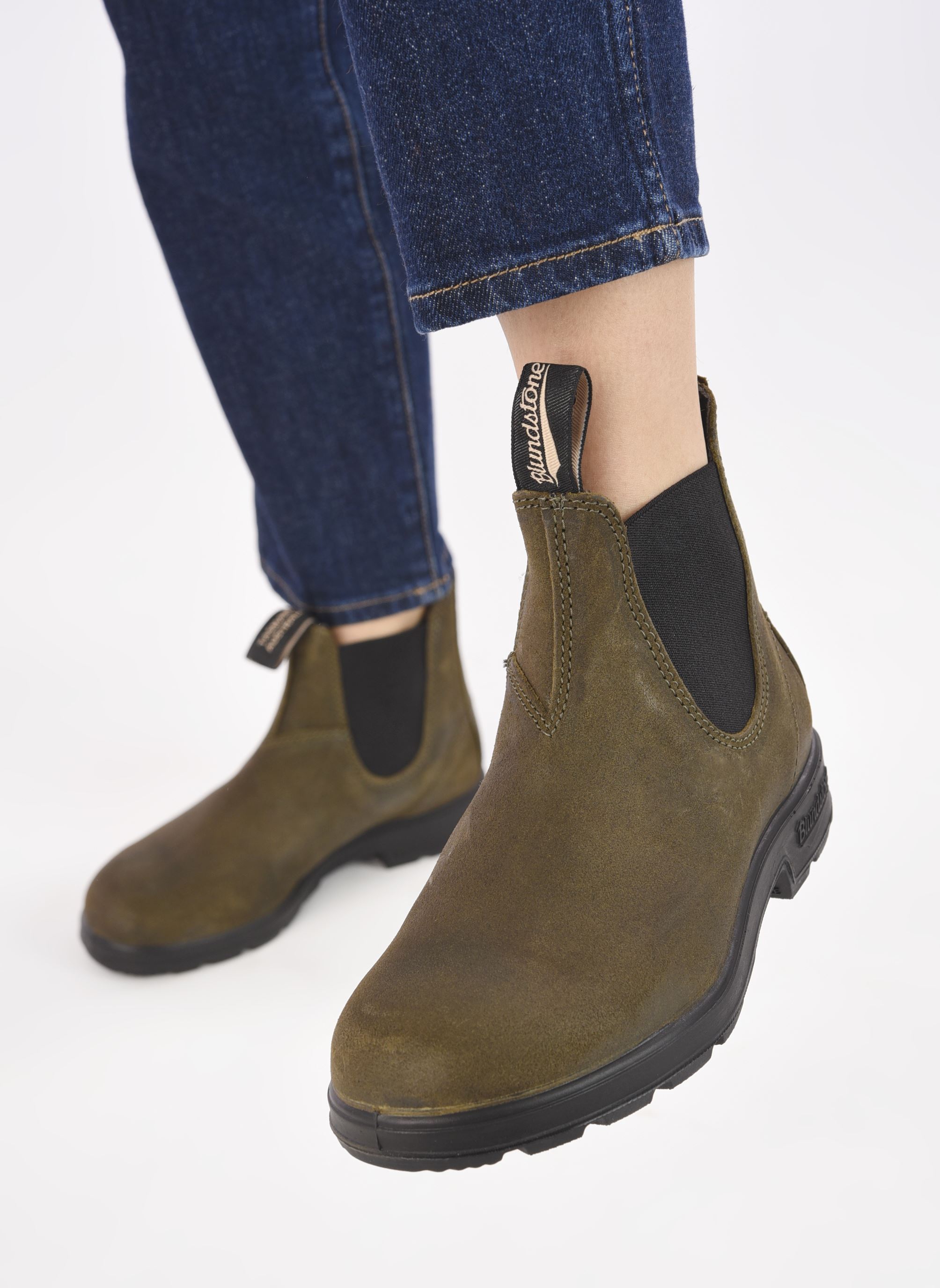Bottines basses 1615 vert Blundstone Bottines basses 1615 vert WAXED SUEDE OLIVE W