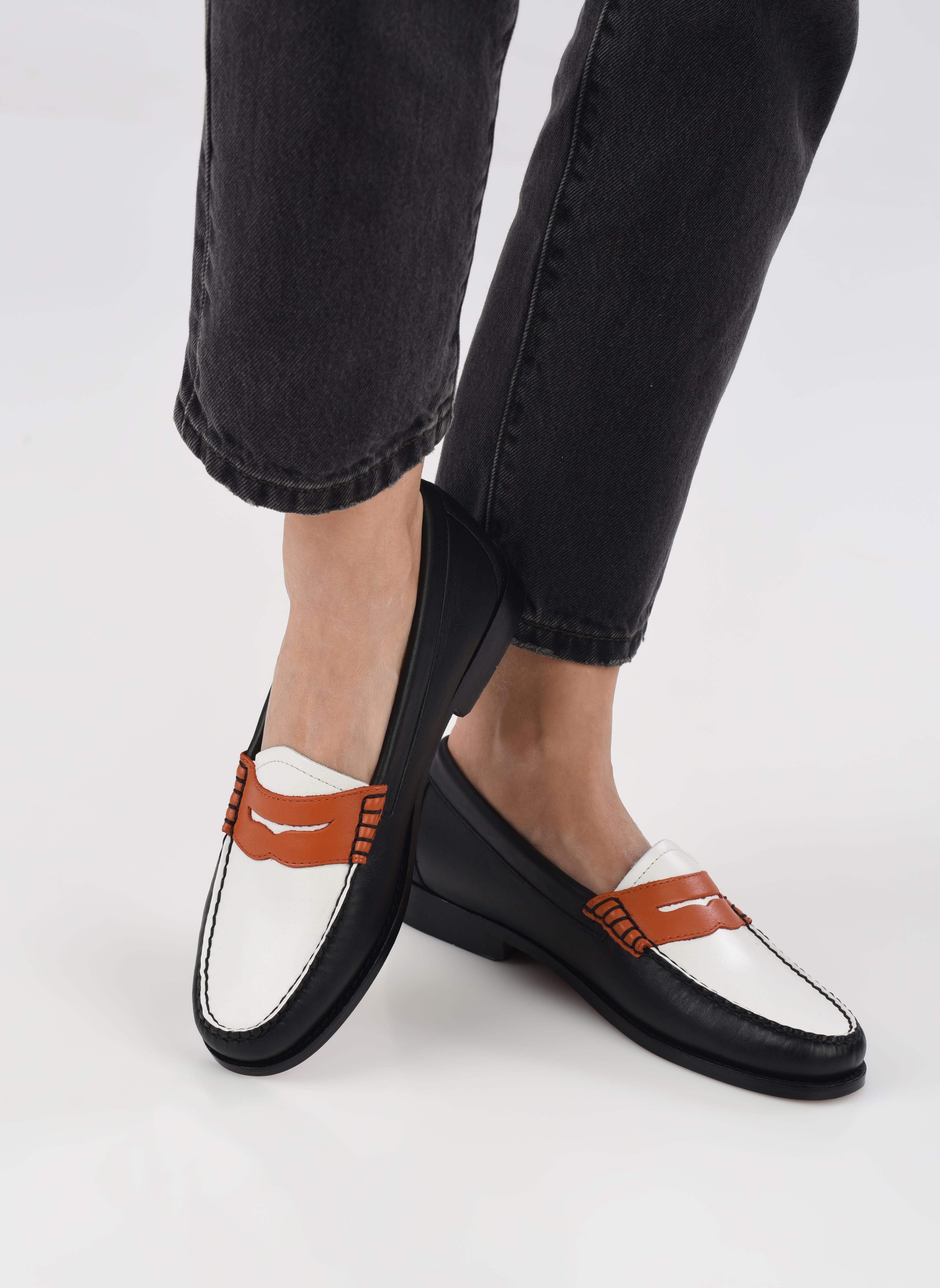 Mocassins WEEJUN WMN Penny Soft femme multicolore G.H. Bass Mocassins WEEJUN WMN Penny Soft femme multicolore BLACK & WHITE LEATHER