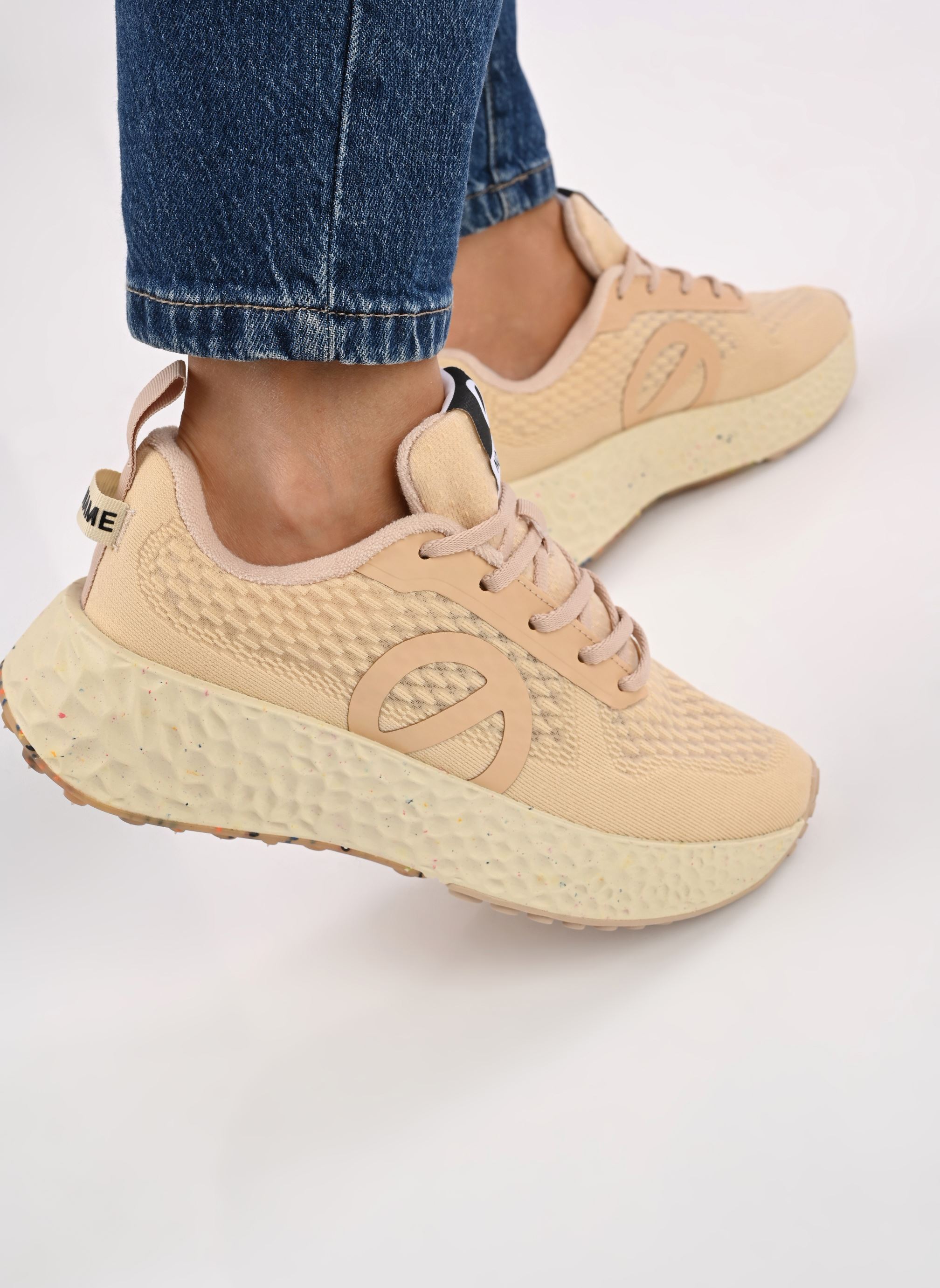 Baskets basses Carter Fly femme beige No Name Baskets basses Carter Fly femme beige SEMOLIA