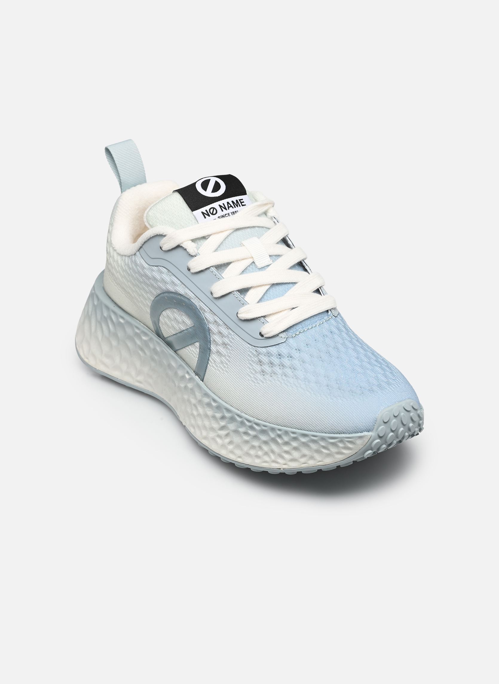 Carter Fly by No Name