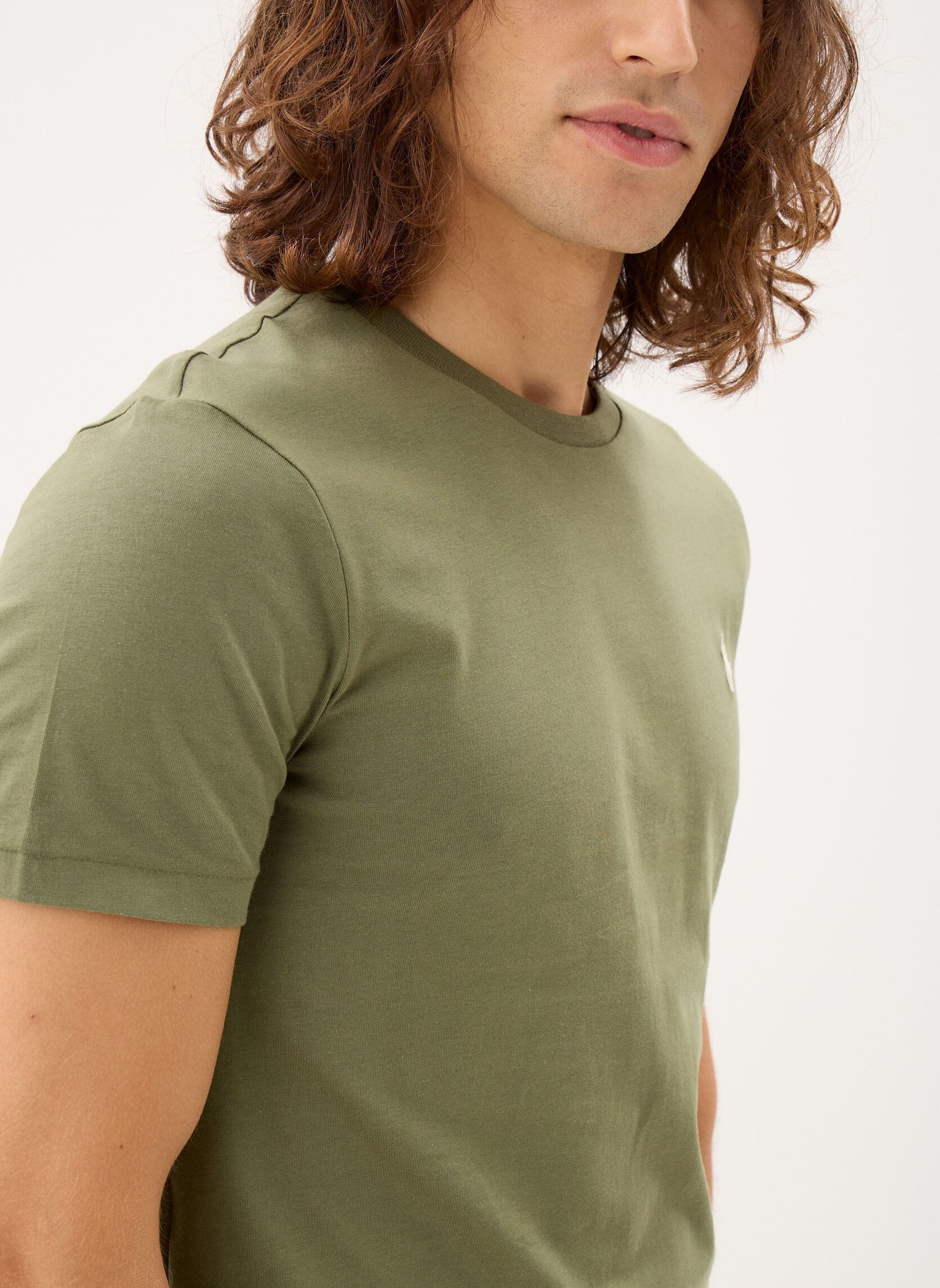 Tee-shirts T-shirt ajusté à col rond en jersey 7106 homme vert Polo Ralph Lauren Tee-shirts T-shirt ajusté à col rond en jersey 7106 homme vert GARDEN TRAIL/C8125