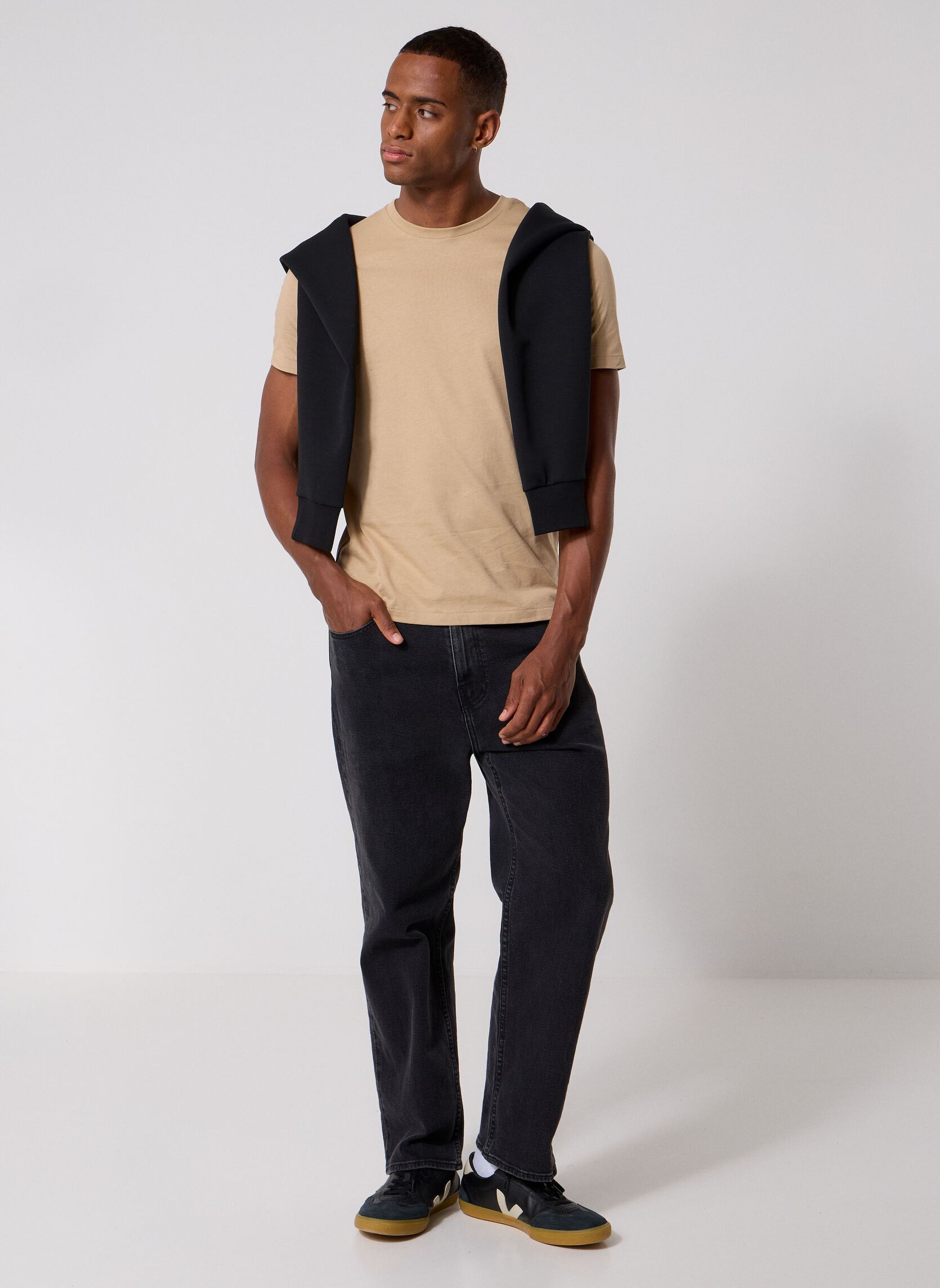Tee-shirts T-shirt ajusté à col rond en jersey 7106 homme beige Polo Ralph Lauren Tee-shirts T-shirt ajusté à col rond en jersey 7106 homme beige VINTAGE KHAKI/C8888