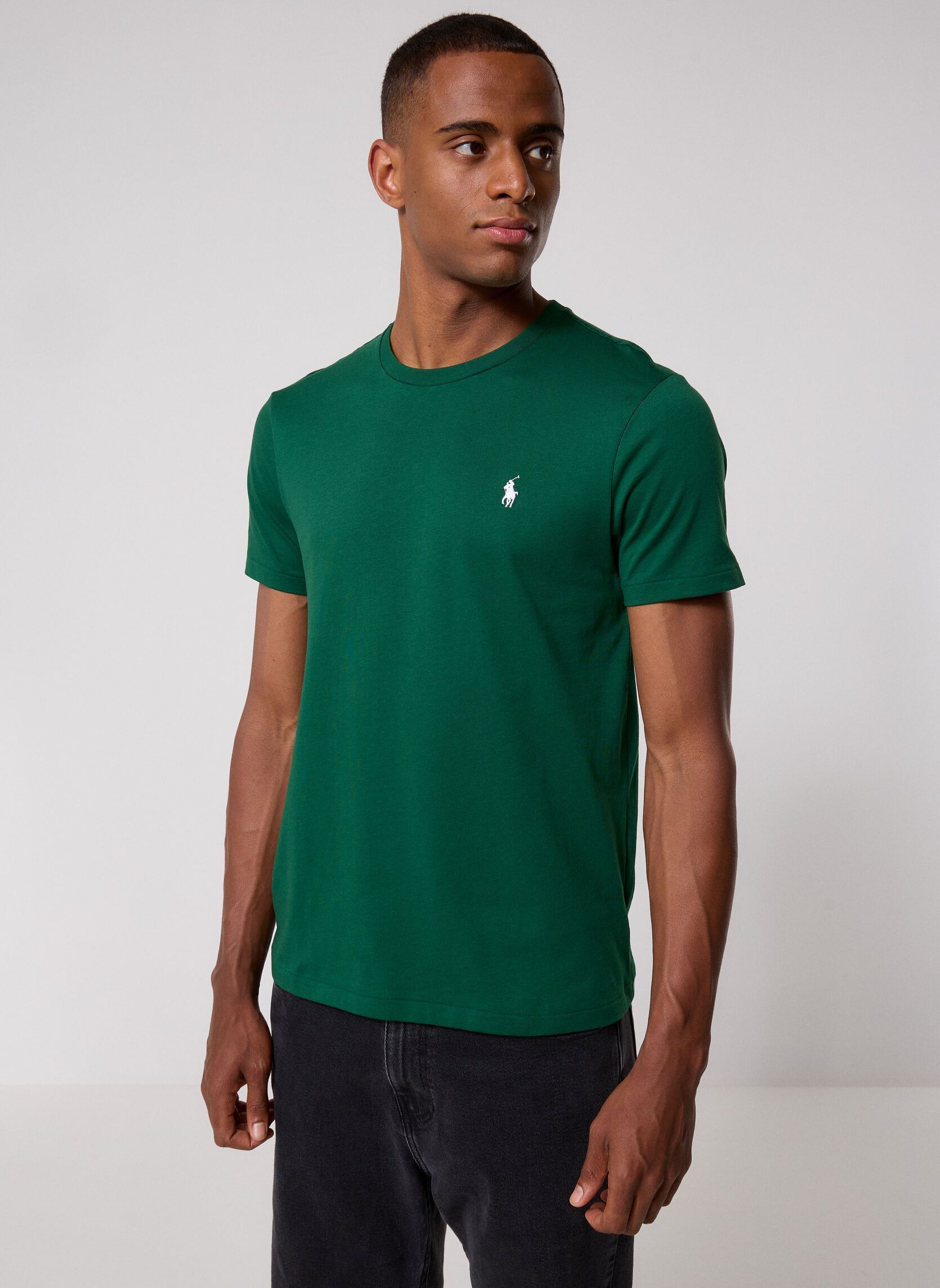 Tee-shirts T-shirt ajusté à col rond en jersey 7106 homme vert Polo Ralph Lauren Tee-shirts T-shirt ajusté à col rond en jersey 7106 homme vert NEW FOREST/C1730