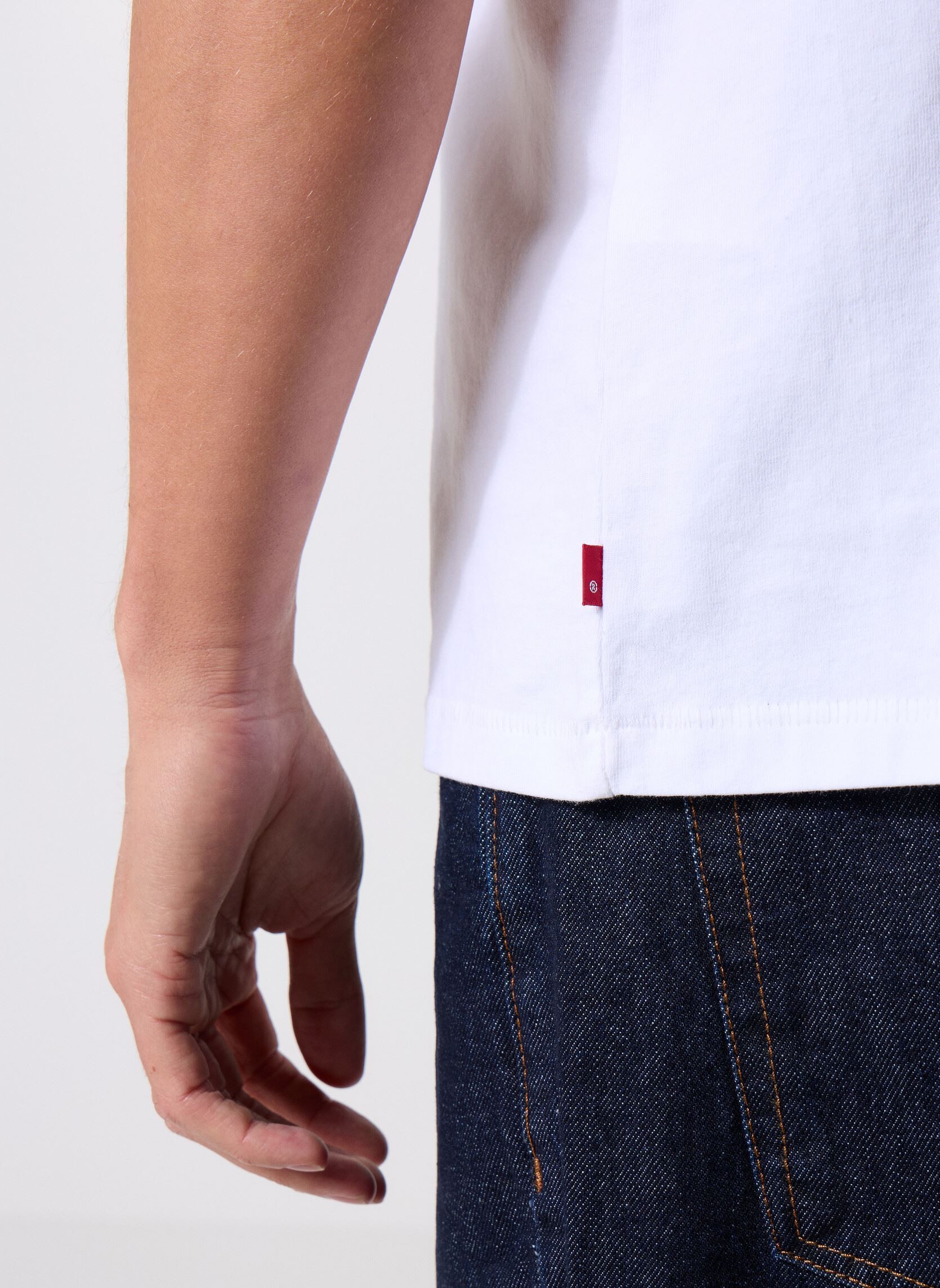 Tee-shirts Red Tab Vintage Tee homme blanc Levi's Tee-shirts Red Tab Vintage Tee homme blanc White +