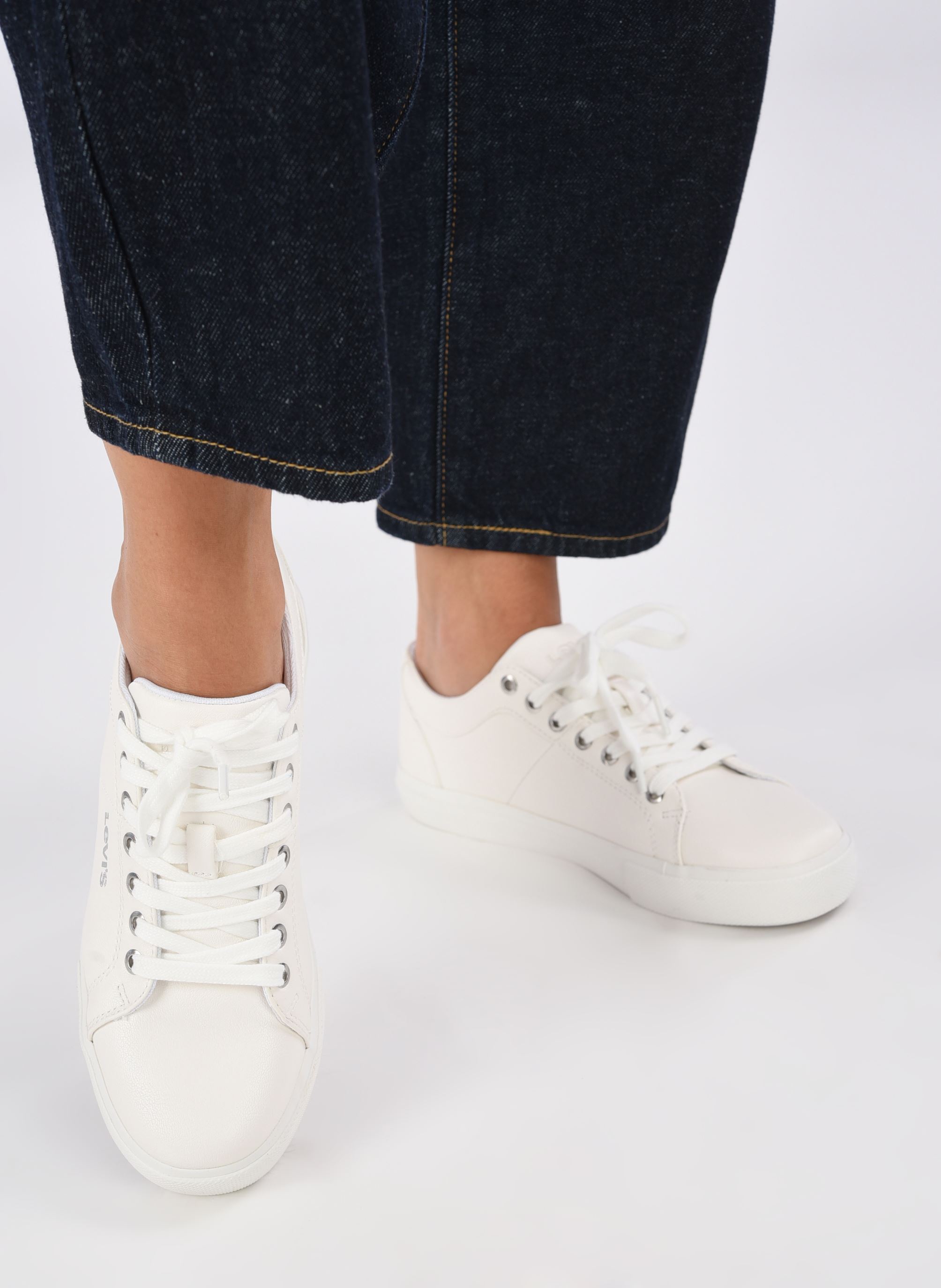 Baskets basses Woodward S femme blanc Levi's Baskets basses Woodward S femme blanc Brilliant White