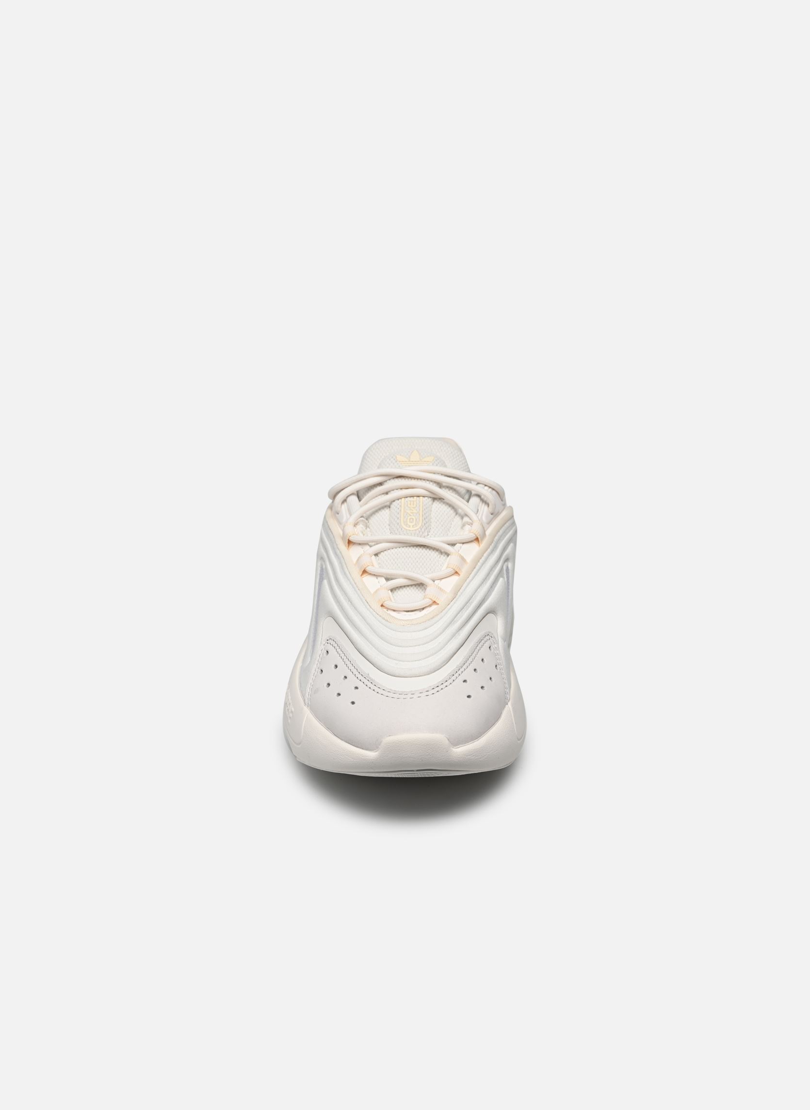 Baskets basses Ozelia W femme blanc adidas originals Baskets basses Ozelia W femme blanc CLOWHI/FTWWHT/CBLACK