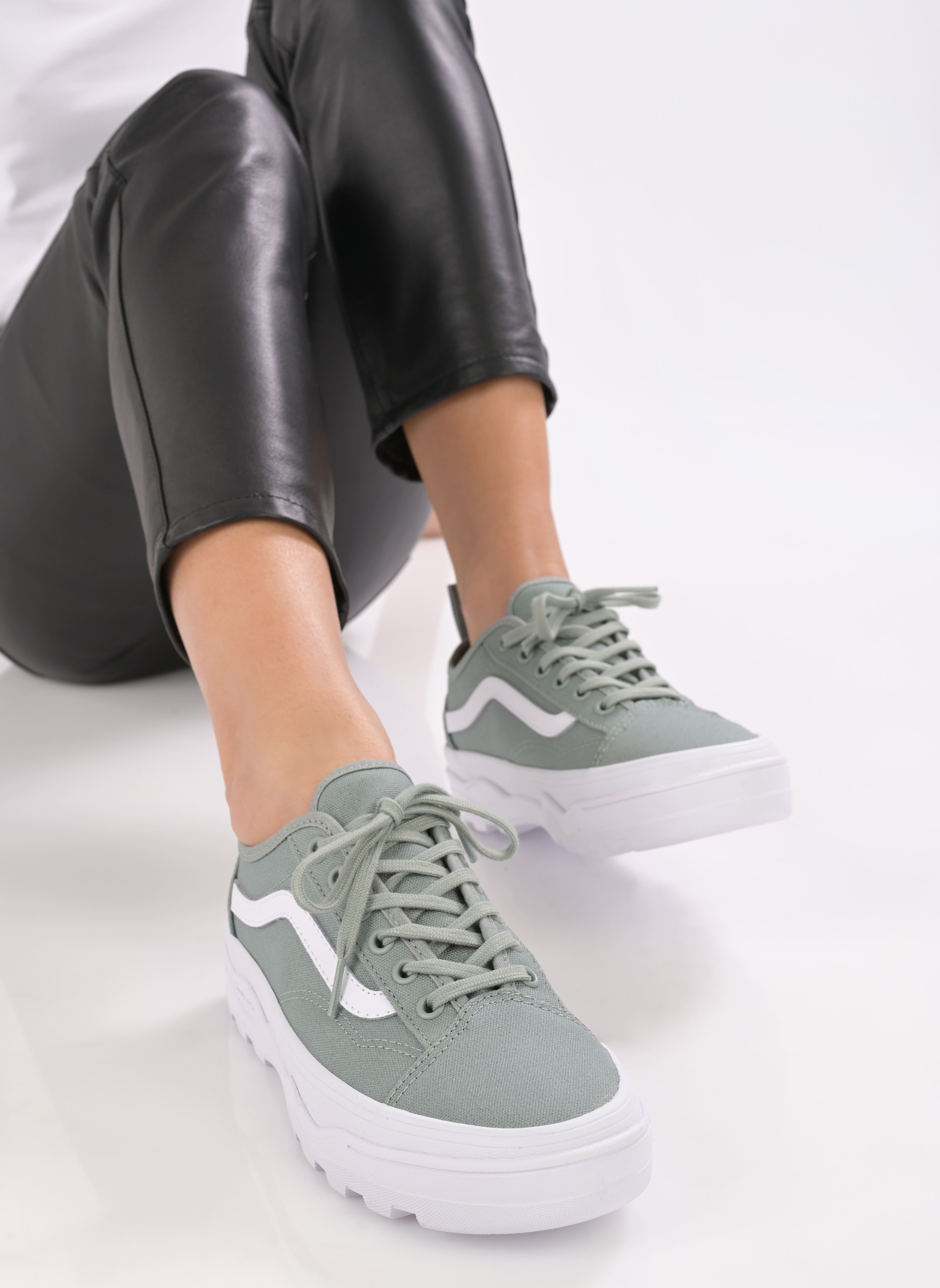 vans sentry old skool vert