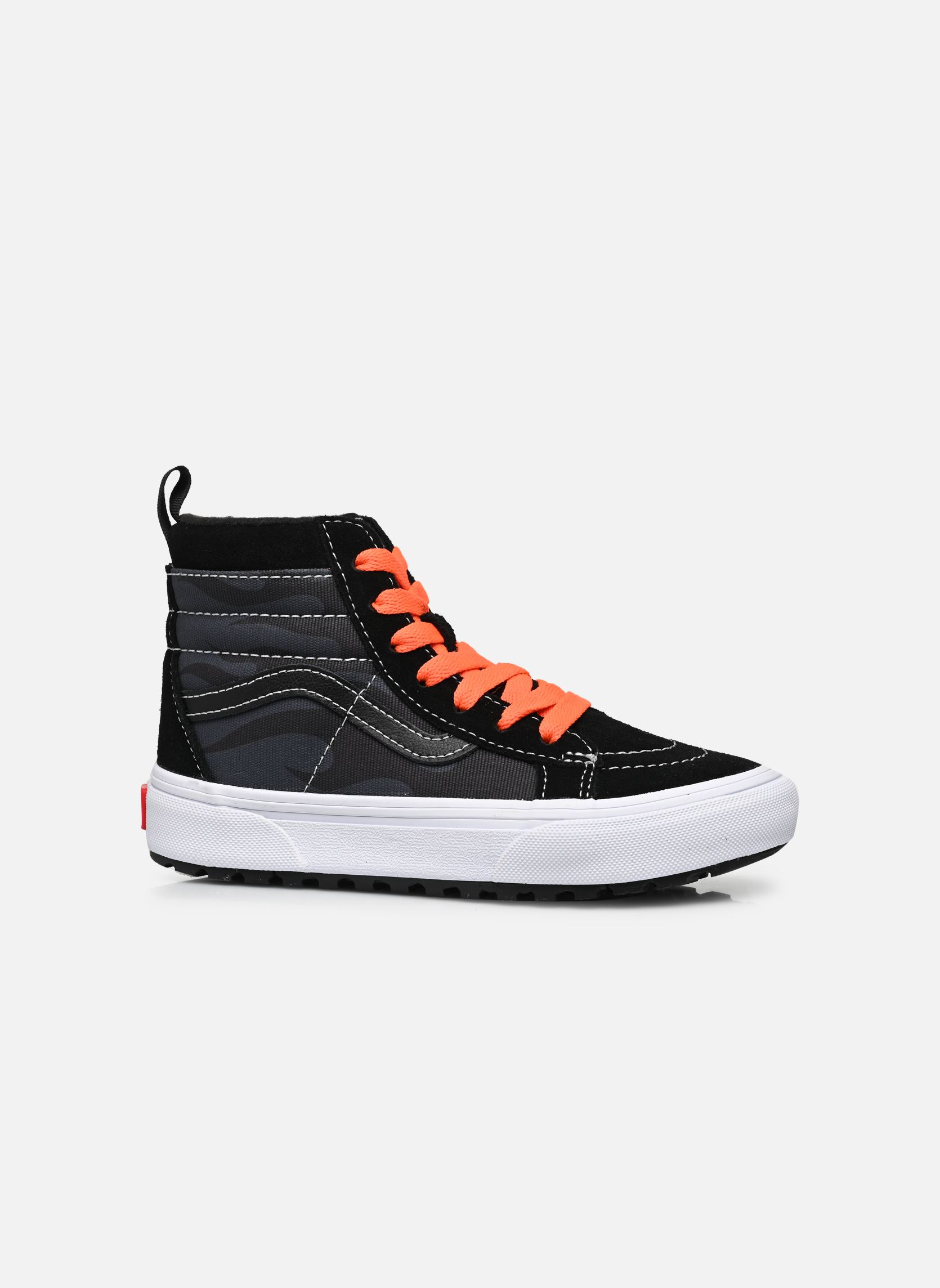 Lage sneakers Uy Sk8-Hi Mte-1 jongens zwart Vans Lage sneakers Uy Sk8-Hi Mte-1 jongens zwart TONAL FLAME BLACK/ASPHALT