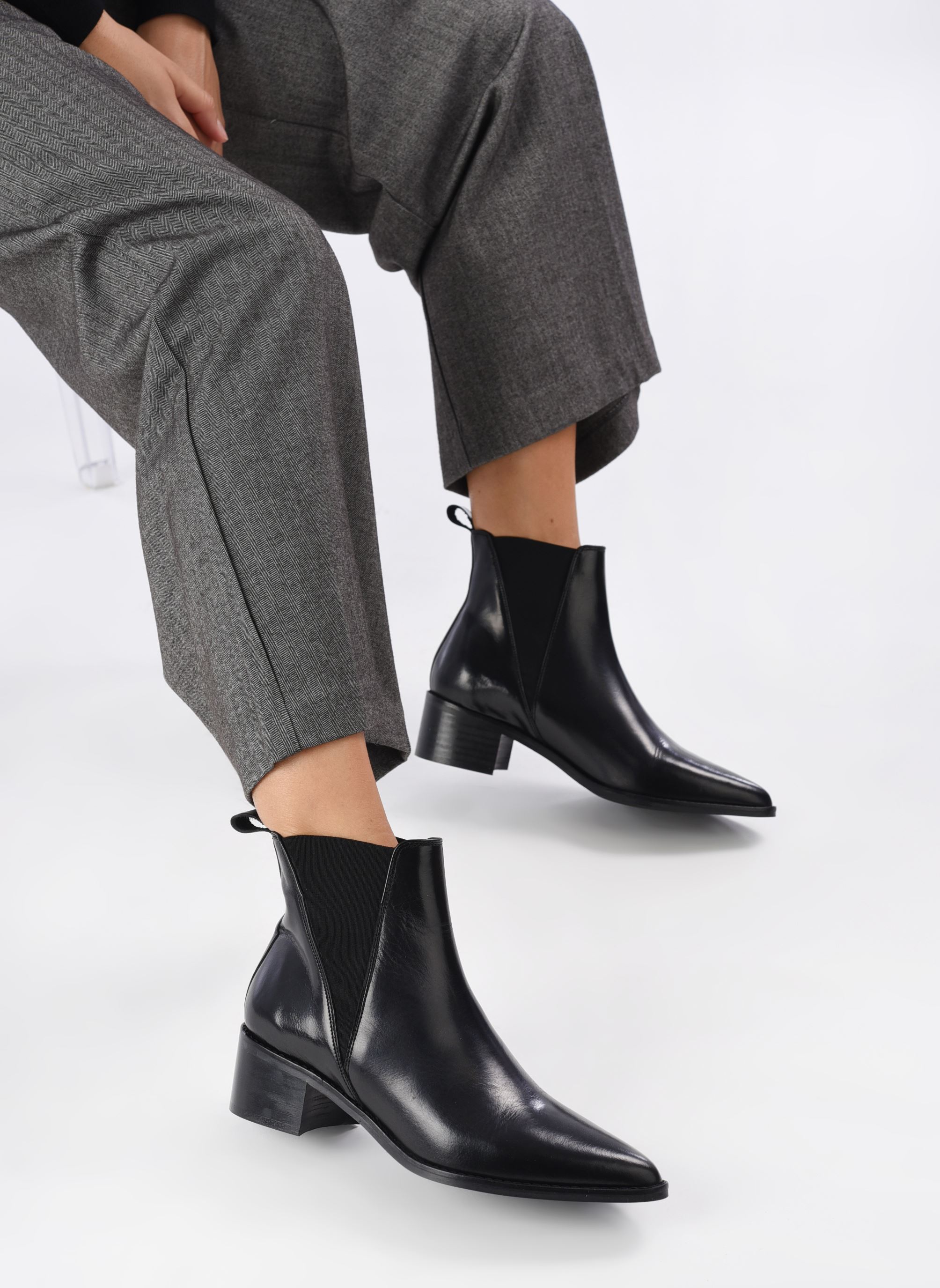 Bottines basses ANOKI femme noir Jonak Bottines basses ANOKI femme noir CUIR NOIR