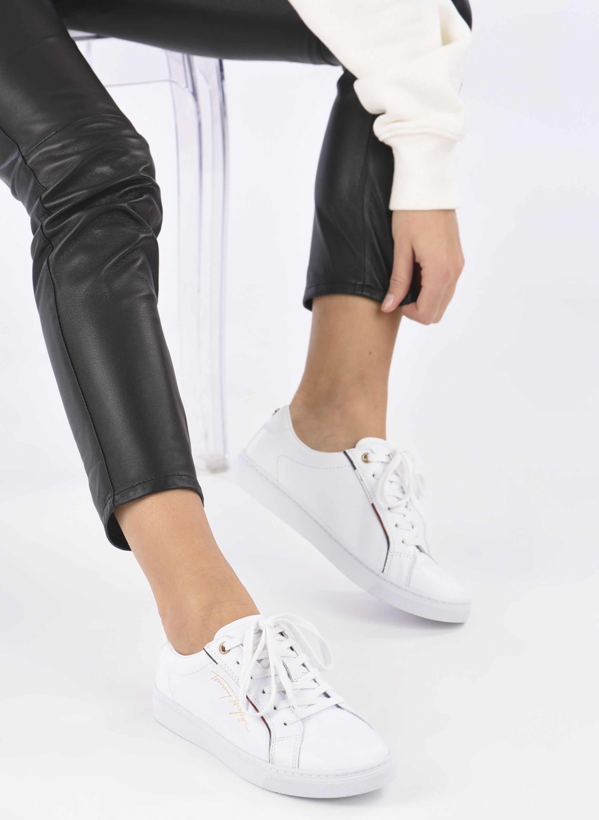 Lage sneakers TOMMY HILFIGER SIGNATURE SNEAKER - NOOS dames wit Tommy Hilfiger Lage sneakers TOMMY HILFIGER SIGNATURE SNEAKER - NOOS dames wit WHITE