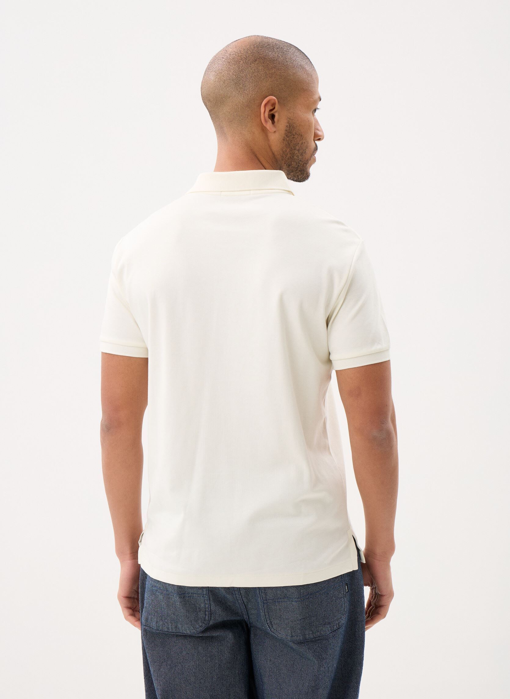 Polos Polo ajusté en coton doux 710704319 homme blanc Polo Ralph Lauren Polos Polo ajusté en coton doux 710704319 homme blanc PALE CREAM