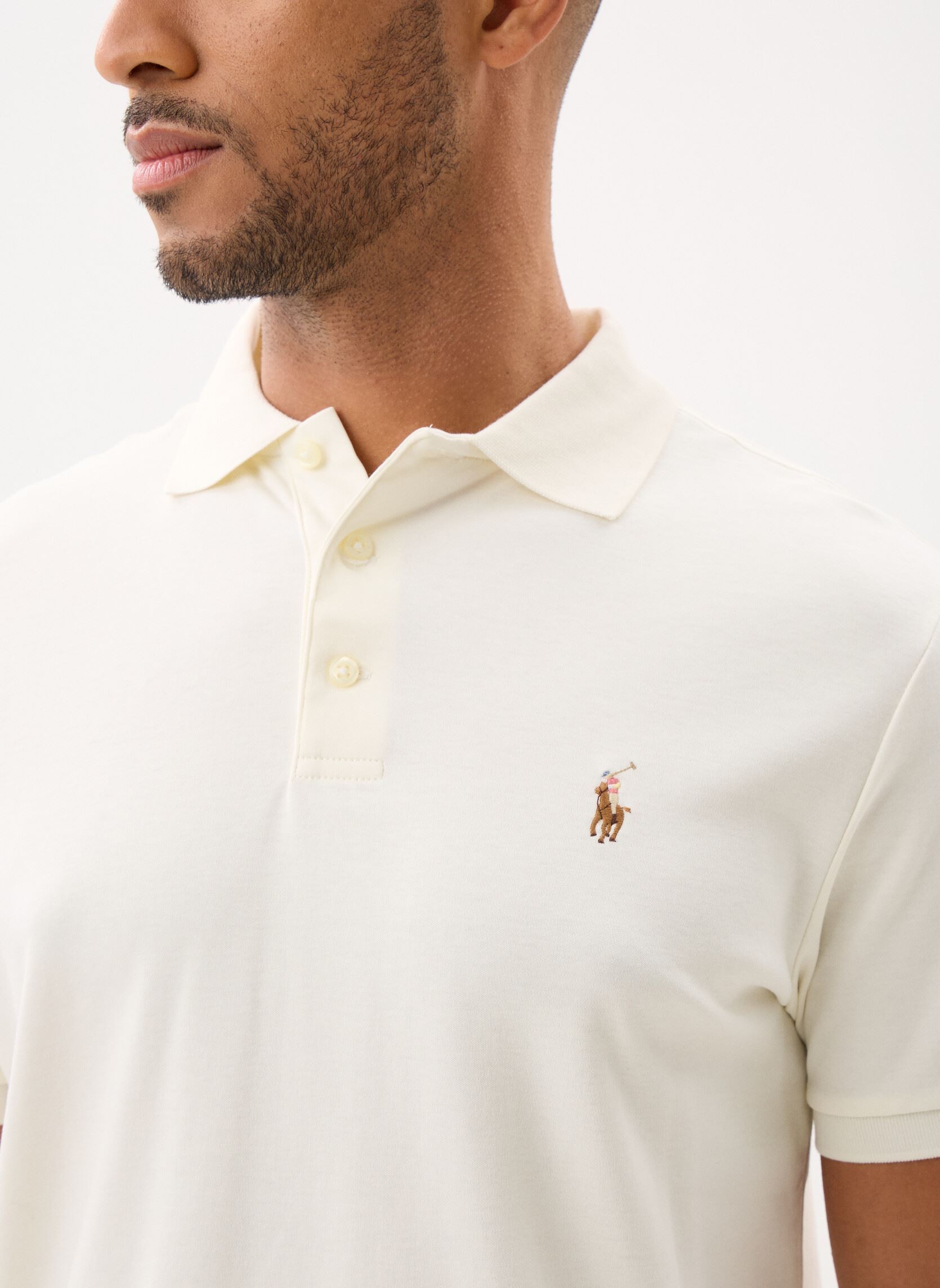 Polos Polo ajusté en coton doux 710704319 homme blanc Polo Ralph Lauren Polos Polo ajusté en coton doux 710704319 homme blanc PALE CREAM