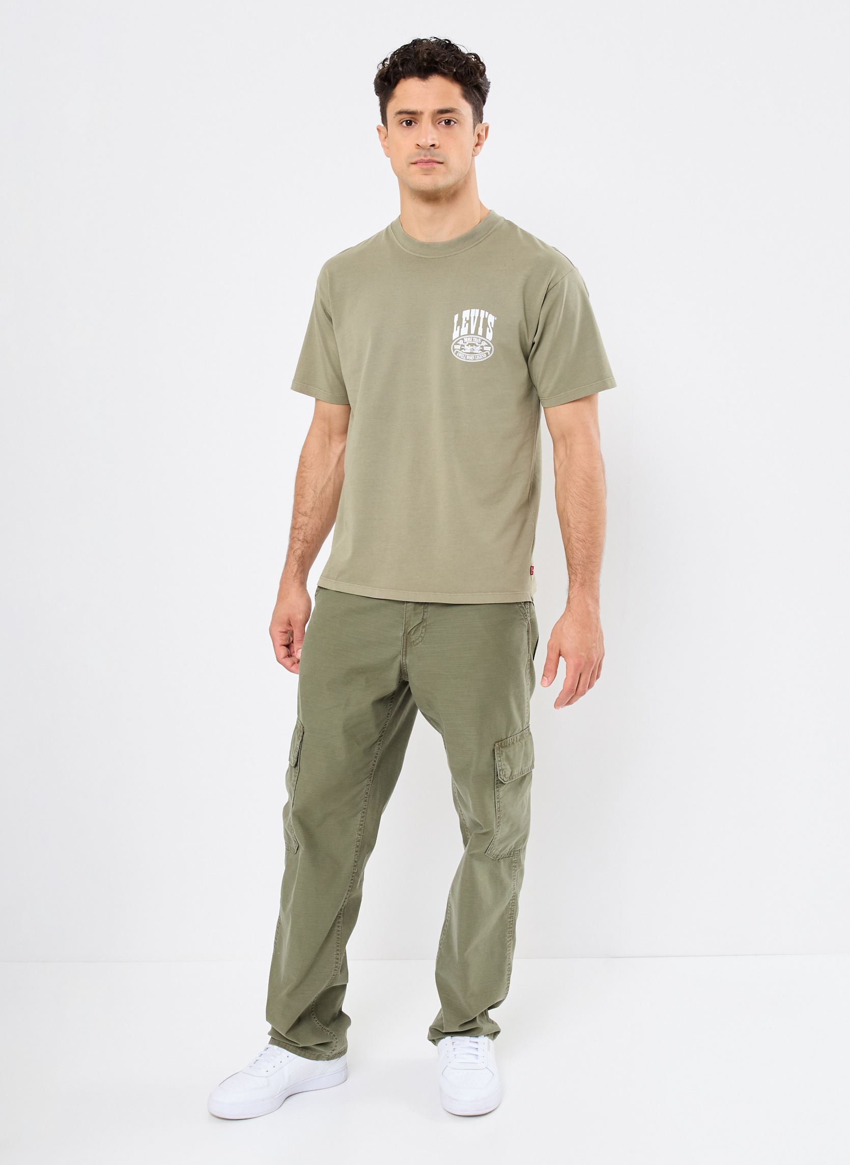 Tee-shirts Vintage Fit Graphic Tee homme vert Levi's Tee-shirts Vintage Fit Graphic Tee homme vert CONCERT TEE DEEP LICHEN GREEN