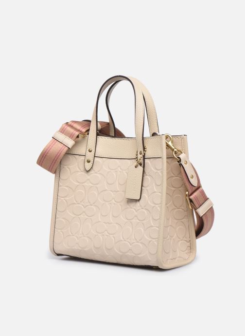 coach field 22