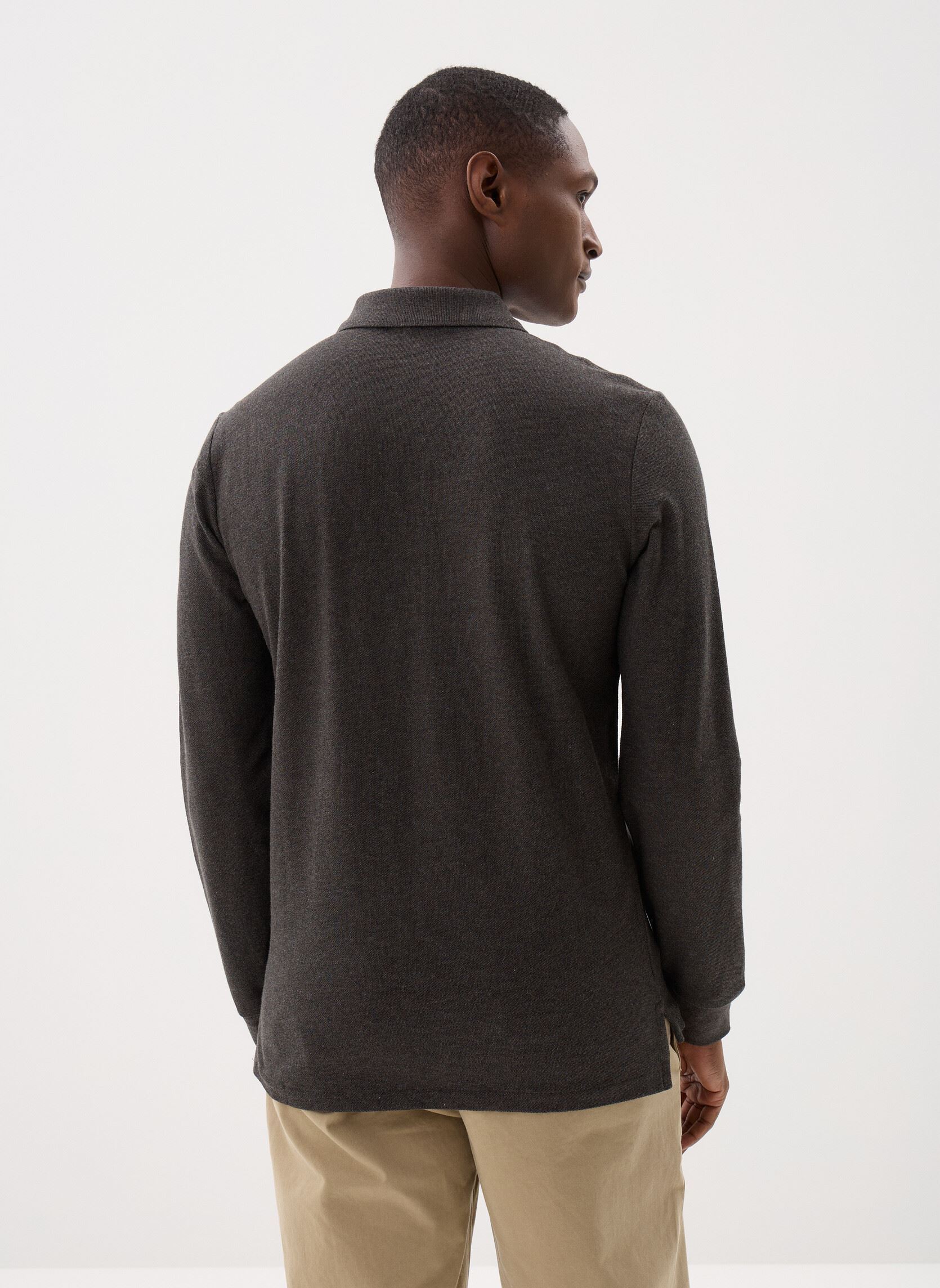 Polos Polo Coupe Ajustée En Piqué 710680790 homme gris Polo Ralph Lauren Polos Polo Coupe Ajustée En Piqué 710680790 homme gris DARK CHARCOAL HEATHER/C9835