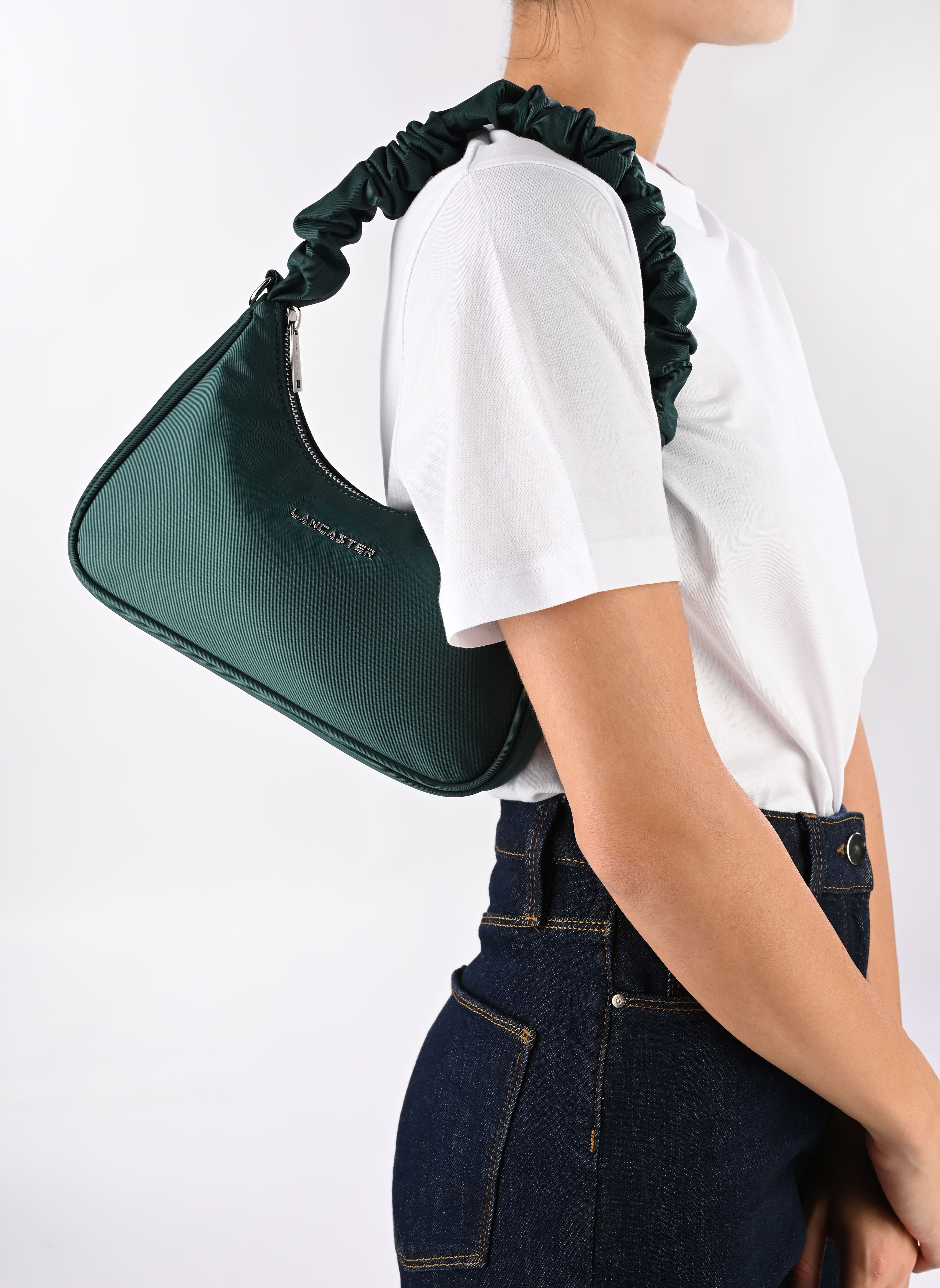 Sacs Sac Baguette Zippé Basic Chouchou femme vert Lancaster Sacs Sac Baguette Zippé Basic Chouchou femme vert VERT FONCE