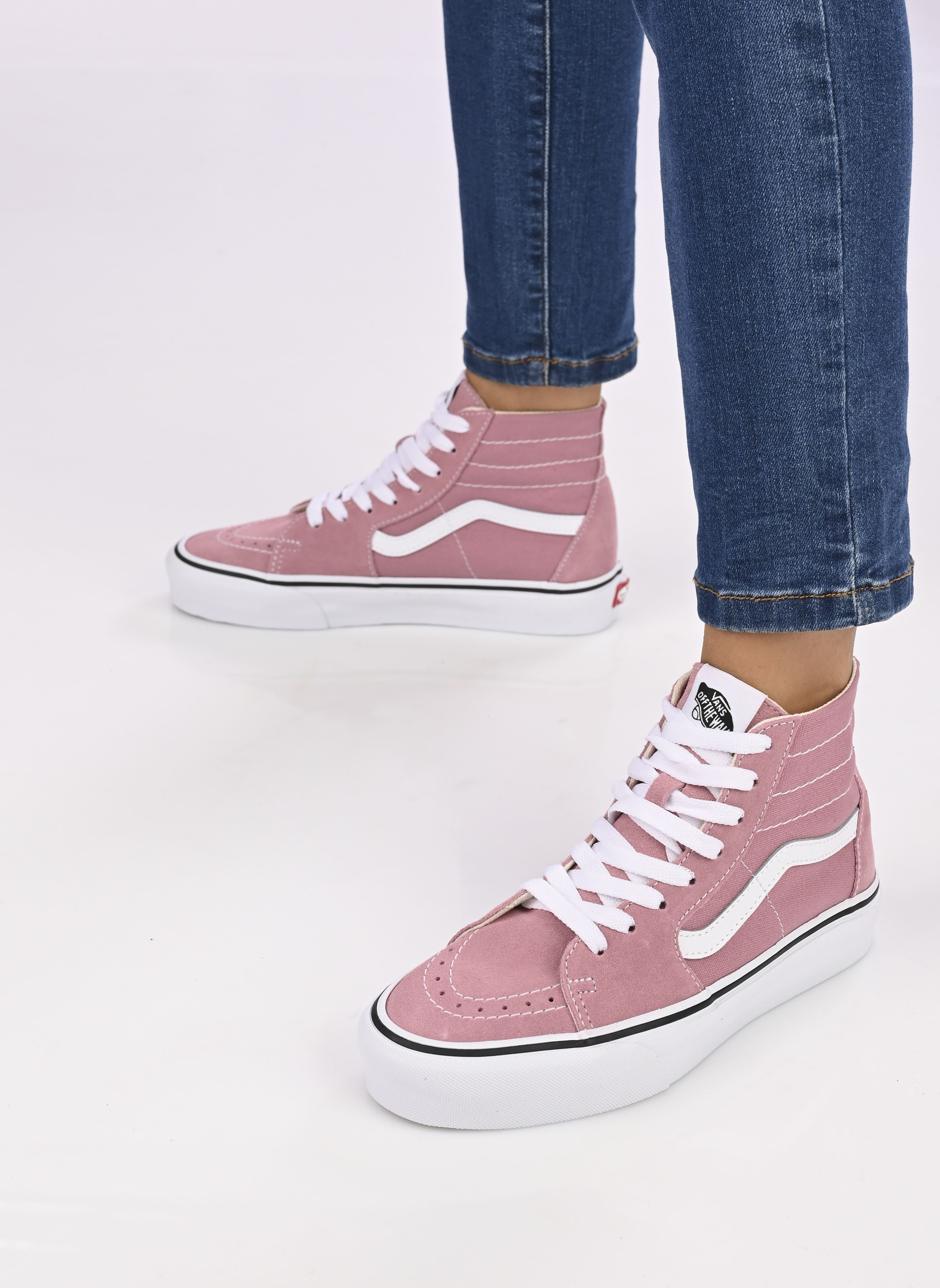 Baskets basses Sk8-Hi Tapered W femme rose Vans Baskets basses Sk8-Hi Tapered W femme rose COLOR THEORY FOXGLOVE
