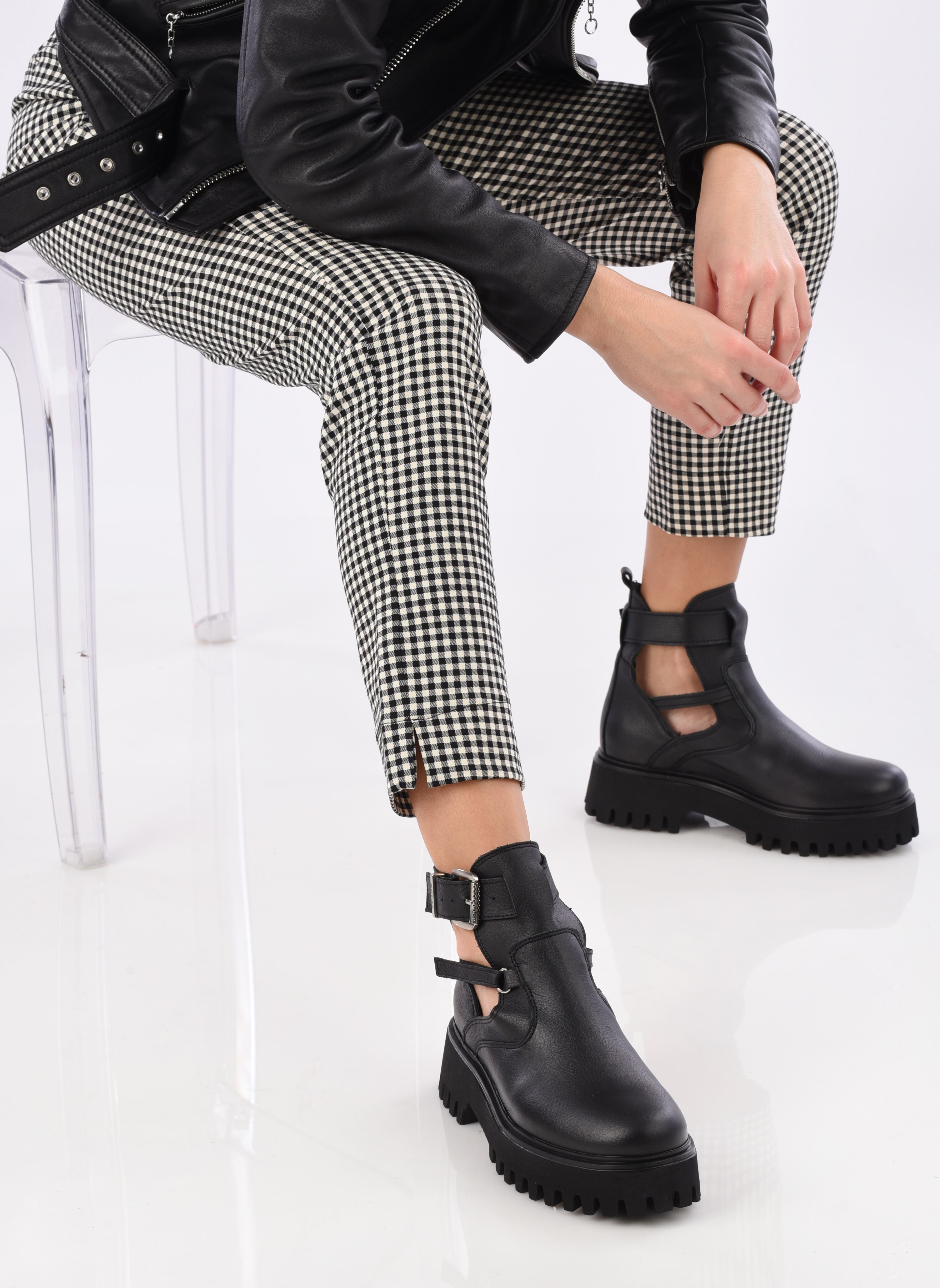 Bottines basses Groov-y 47400 femme noir Bronx Bottines basses Groov-y 47400 femme noir Black