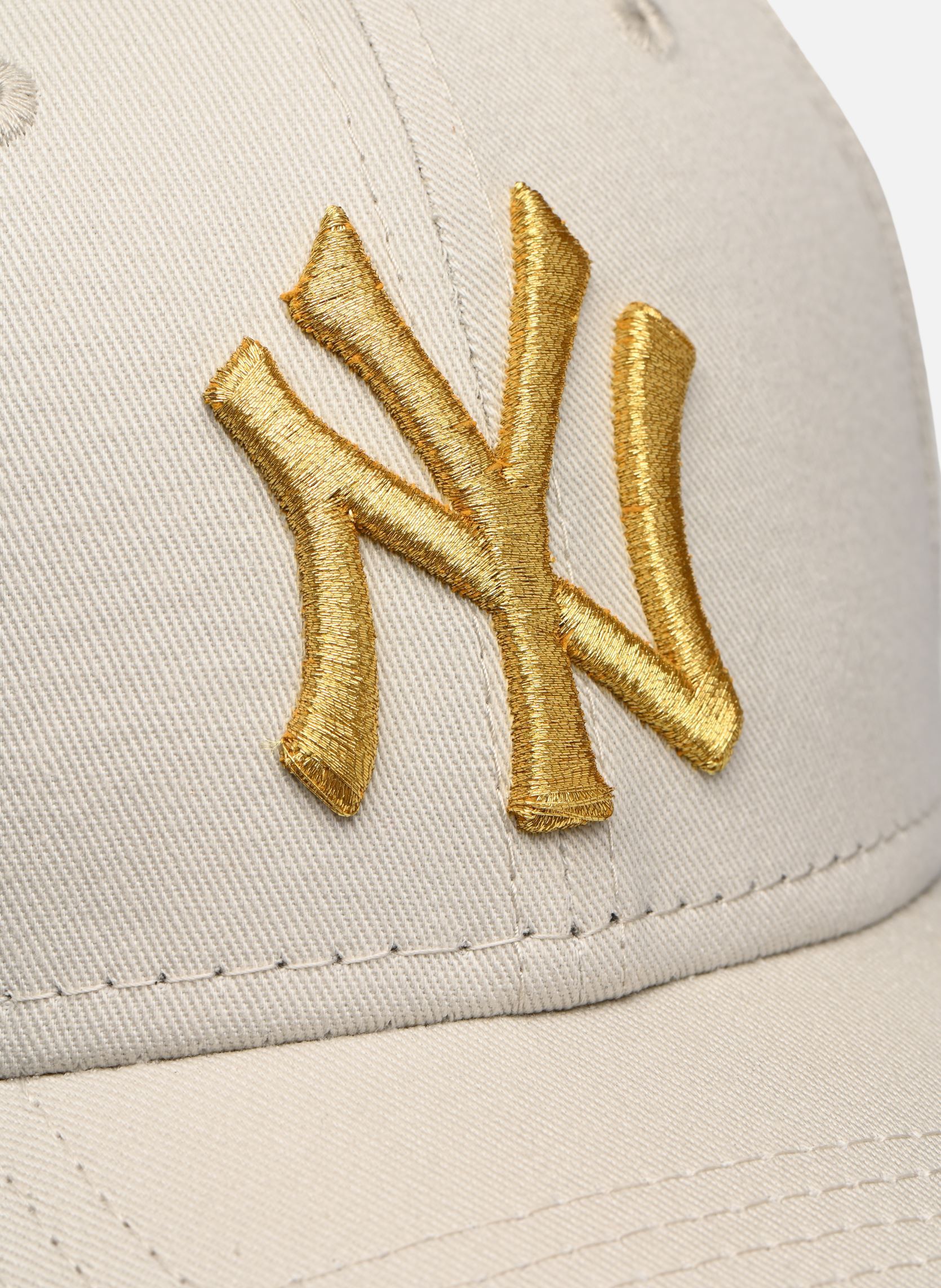 Cappellini Female Wmns Metallic Logo 9Forty® donna beige New Era Cappellini Female Wmns Metallic Logo 9Forty® donna beige New York Yankees-Light Beige
