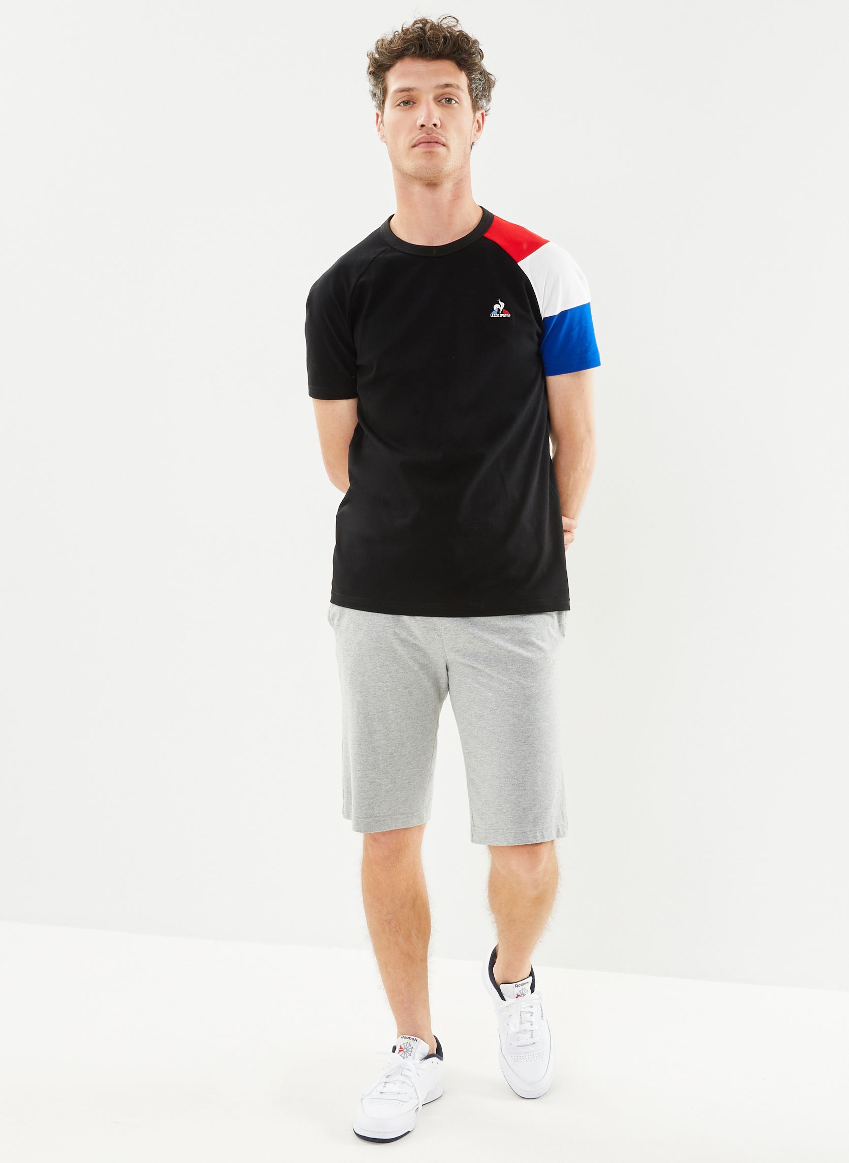 Tee-shirts BAT Tee SS N°1 M Black - N.O.W - Bleu El homme multicolore Le Coq Sportif Tee-shirts BAT Tee SS N°1 M Black - N.O.W - Bleu El homme multicolore Black - N.O.W - Bleu Electro -