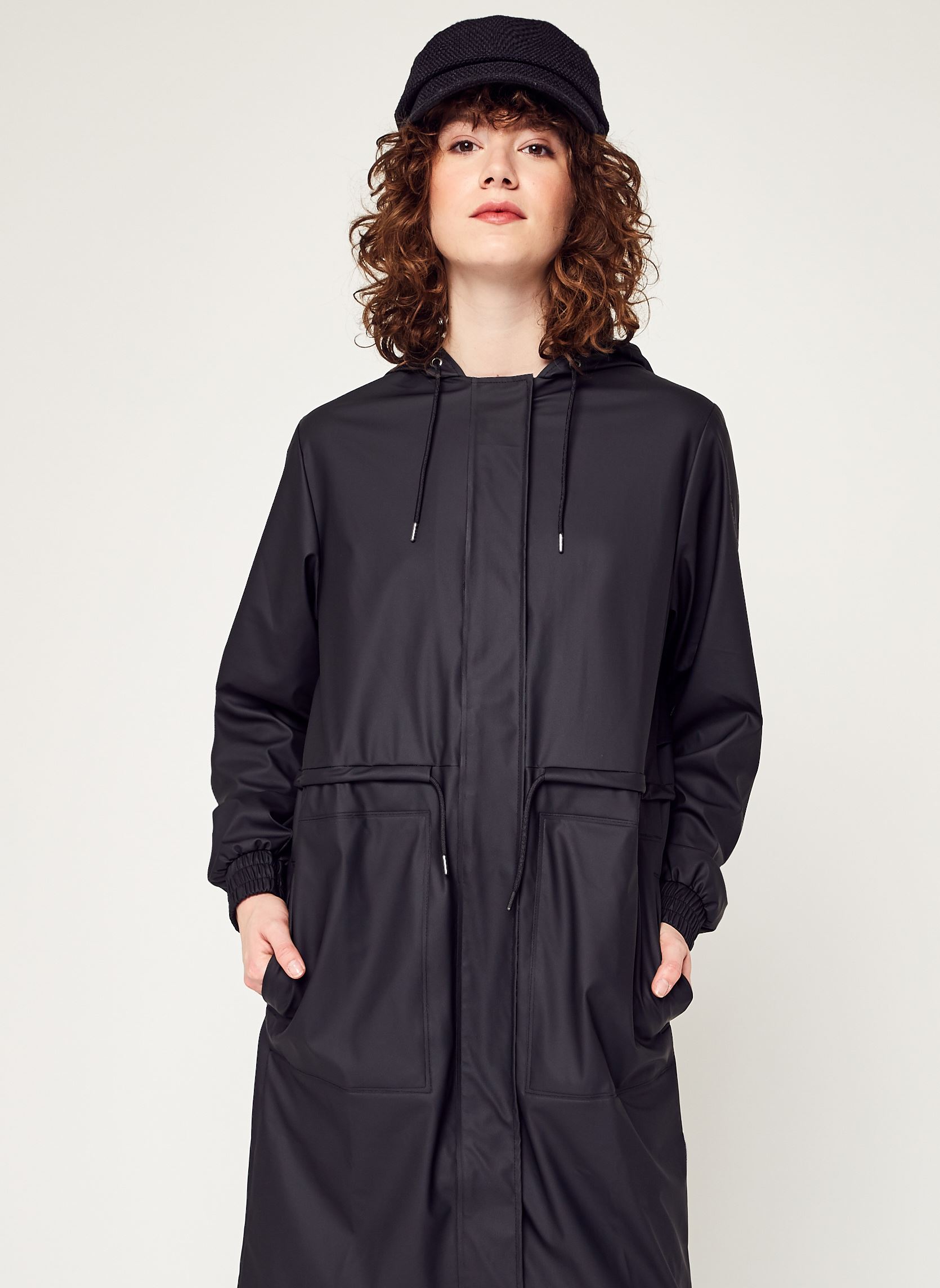 Regenjassen String W Parka dames zwart Rains Regenjassen String W Parka dames zwart BLACK