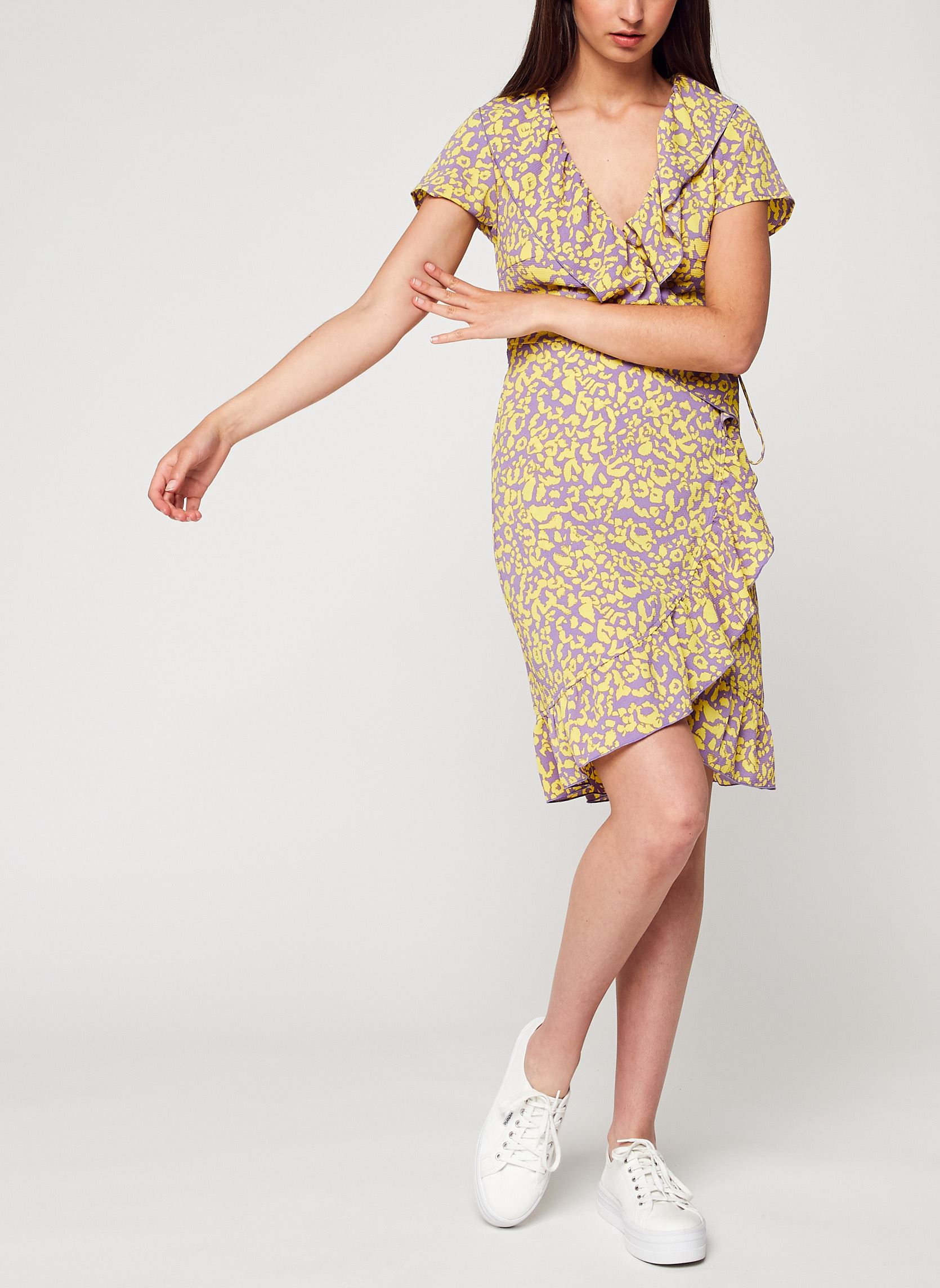 Robes Nmclara S/S Wrap Dress femme multicolore Noisy May Robes Nmclara S/S Wrap Dress femme multicolore CHALK VIOLET