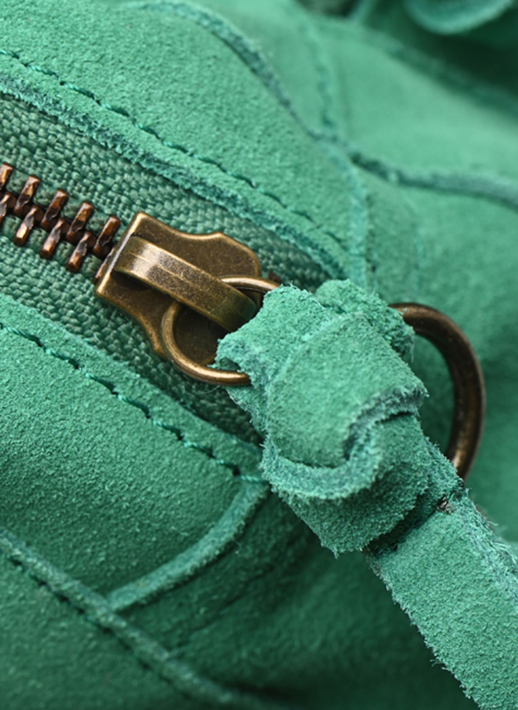 Schoudertassen Naina Suede Cross Over Fc dames groen Pieces Schoudertassen Naina Suede Cross Over Fc dames groen Pepper Green