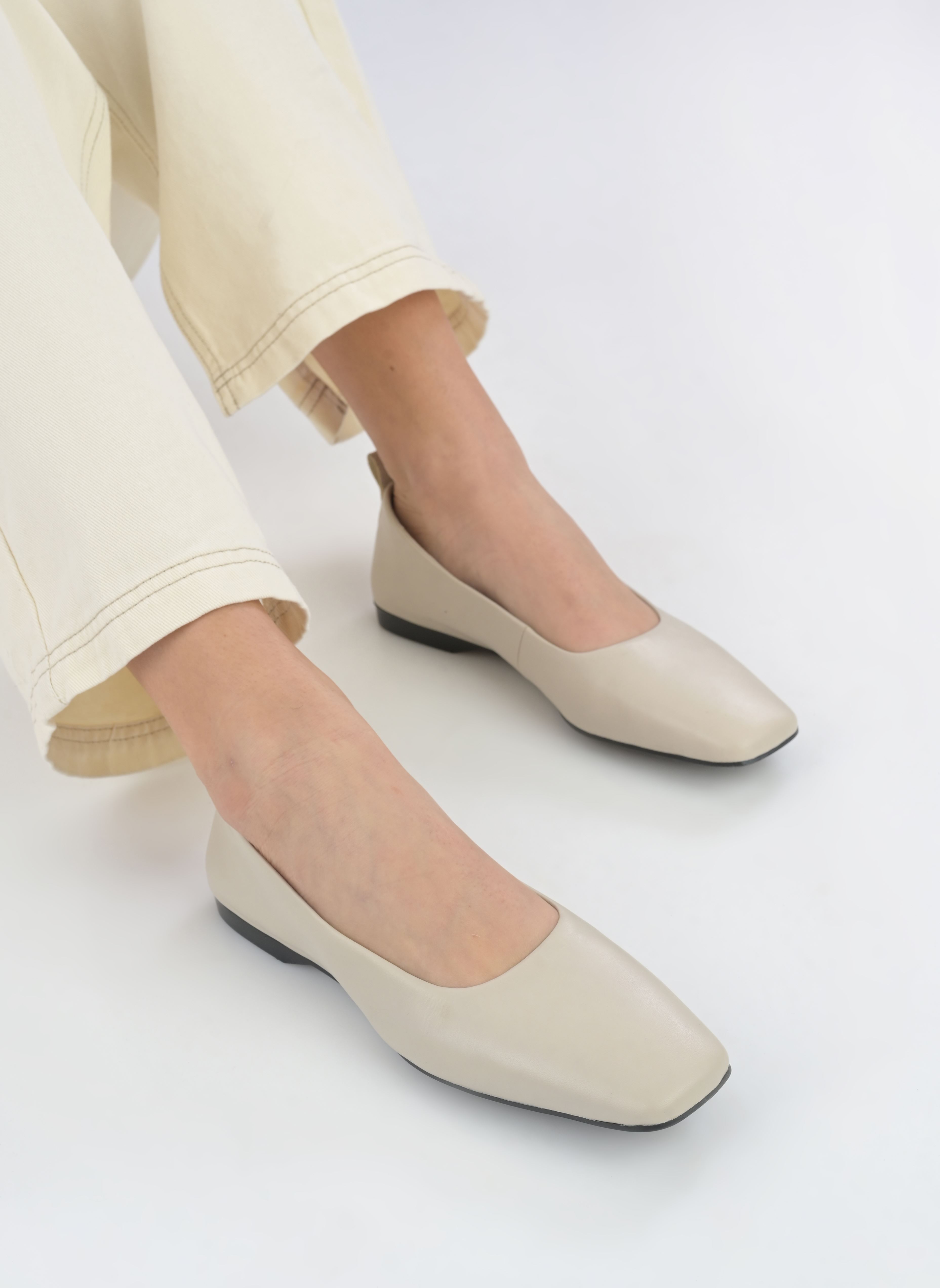 Ballerines classiques DELIA 5307-201 femme blanc Vagabond Shoemakers Ballerines classiques DELIA 5307-201 femme blanc Off white