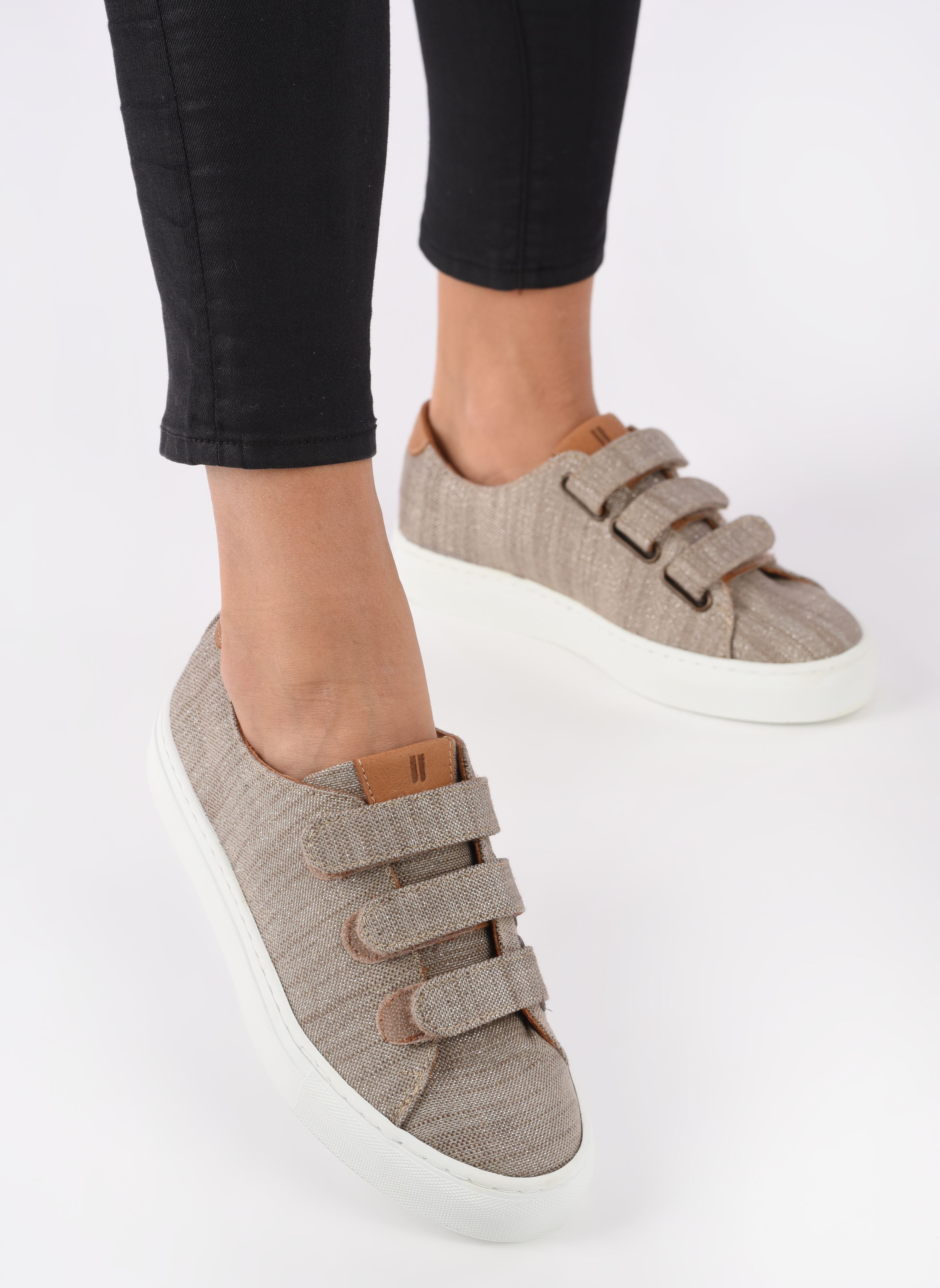Print sneakers Scratch flakes dames beige Le Lissier Print sneakers Scratch flakes dames beige TAUPE