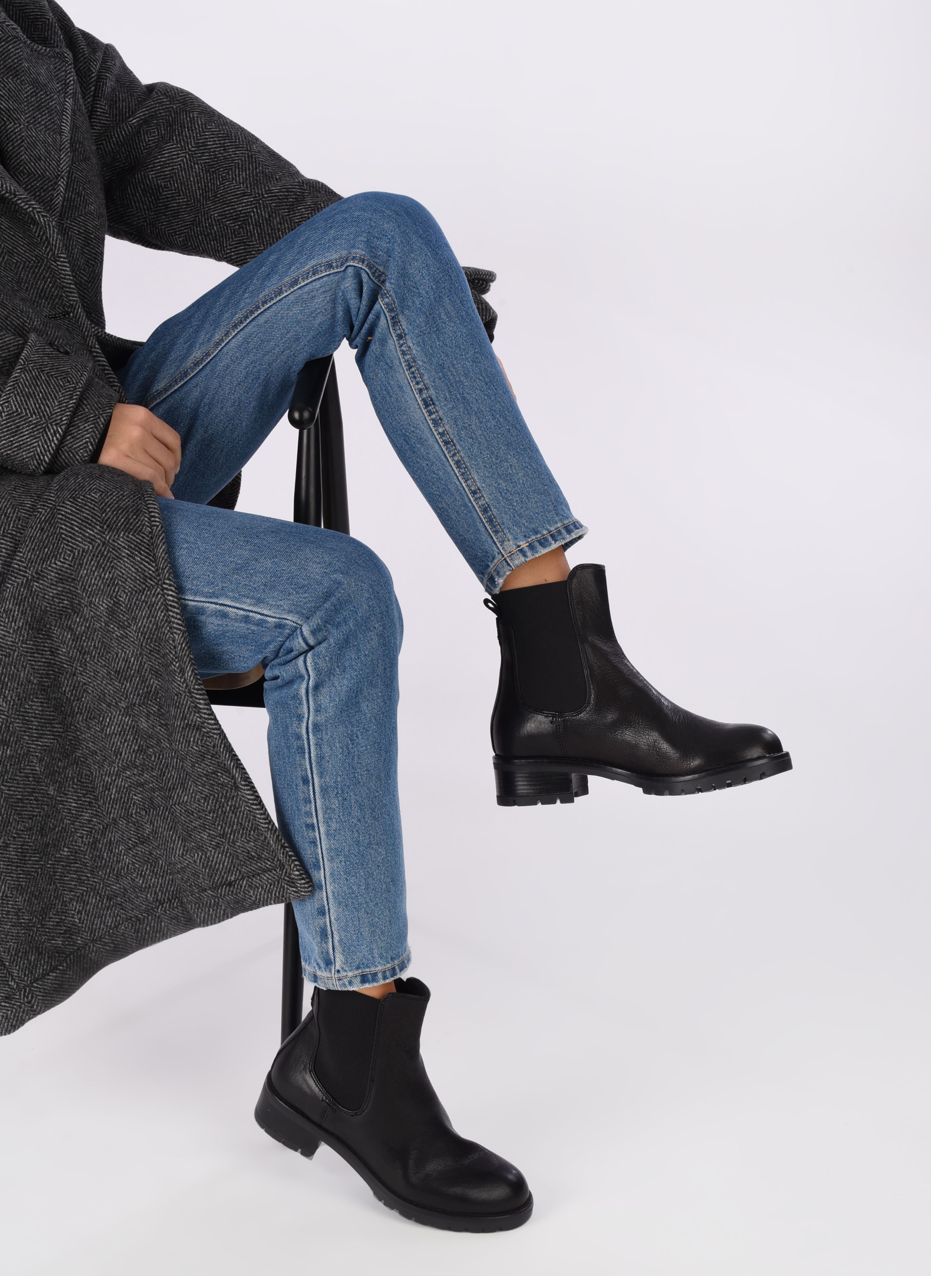 Bottines basses F601231LIS femme noir Minelli Bottines basses F601231LIS femme noir NOIR