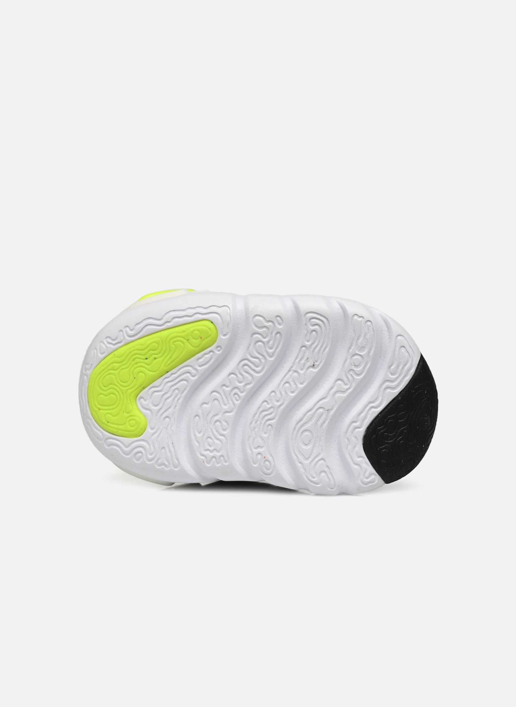 Baskets basses Nike Dynamo Go (Td) noir Nike Baskets basses Nike Dynamo Go (Td) noir Black/Volt-Bright Spruce-Phant