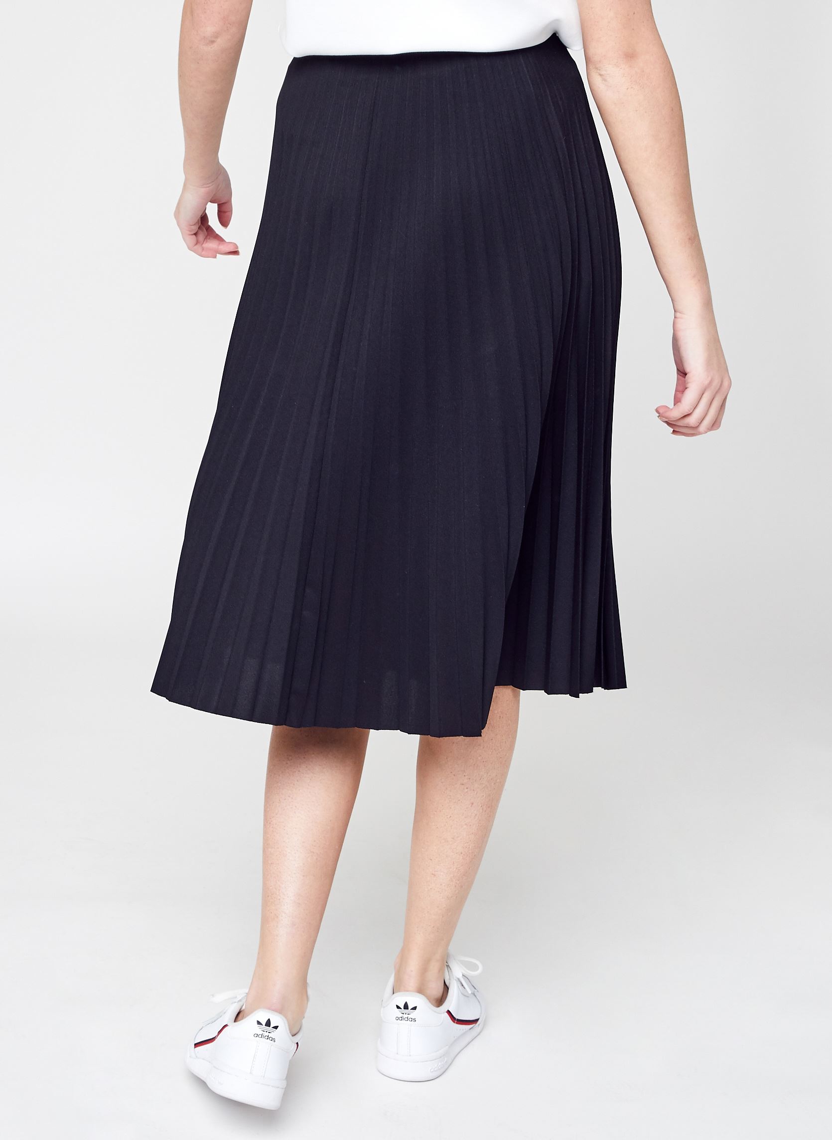 Jupes mi-longues Jupe JF8050 femme noir Lacoste Jupes mi-longues Jupe JF8050 femme noir 031 NOIR
