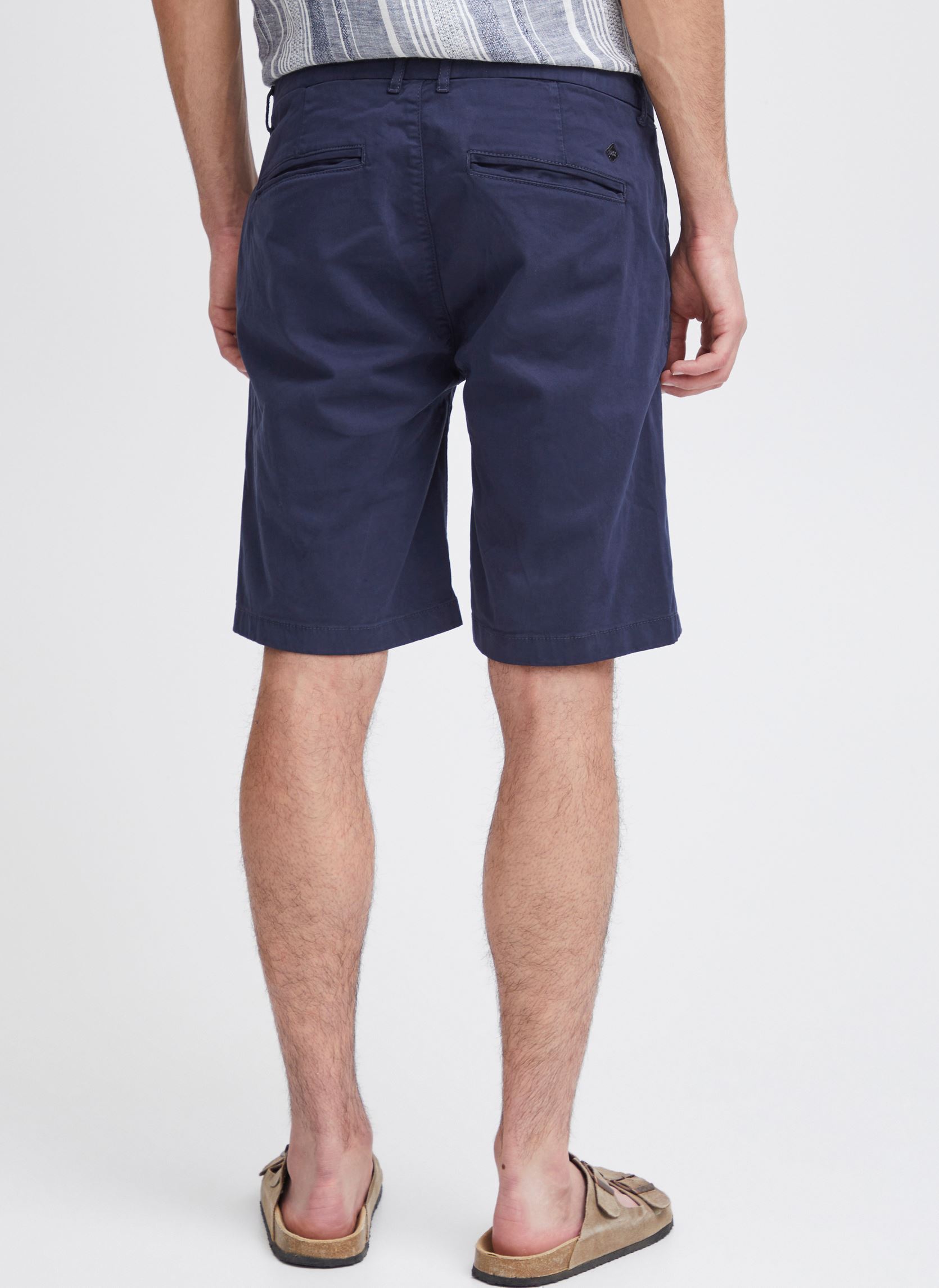 Bermuda Allan Chino Shorts uomo blu Casual Friday Bermuda Allan Chino Shorts uomo blu NAVY