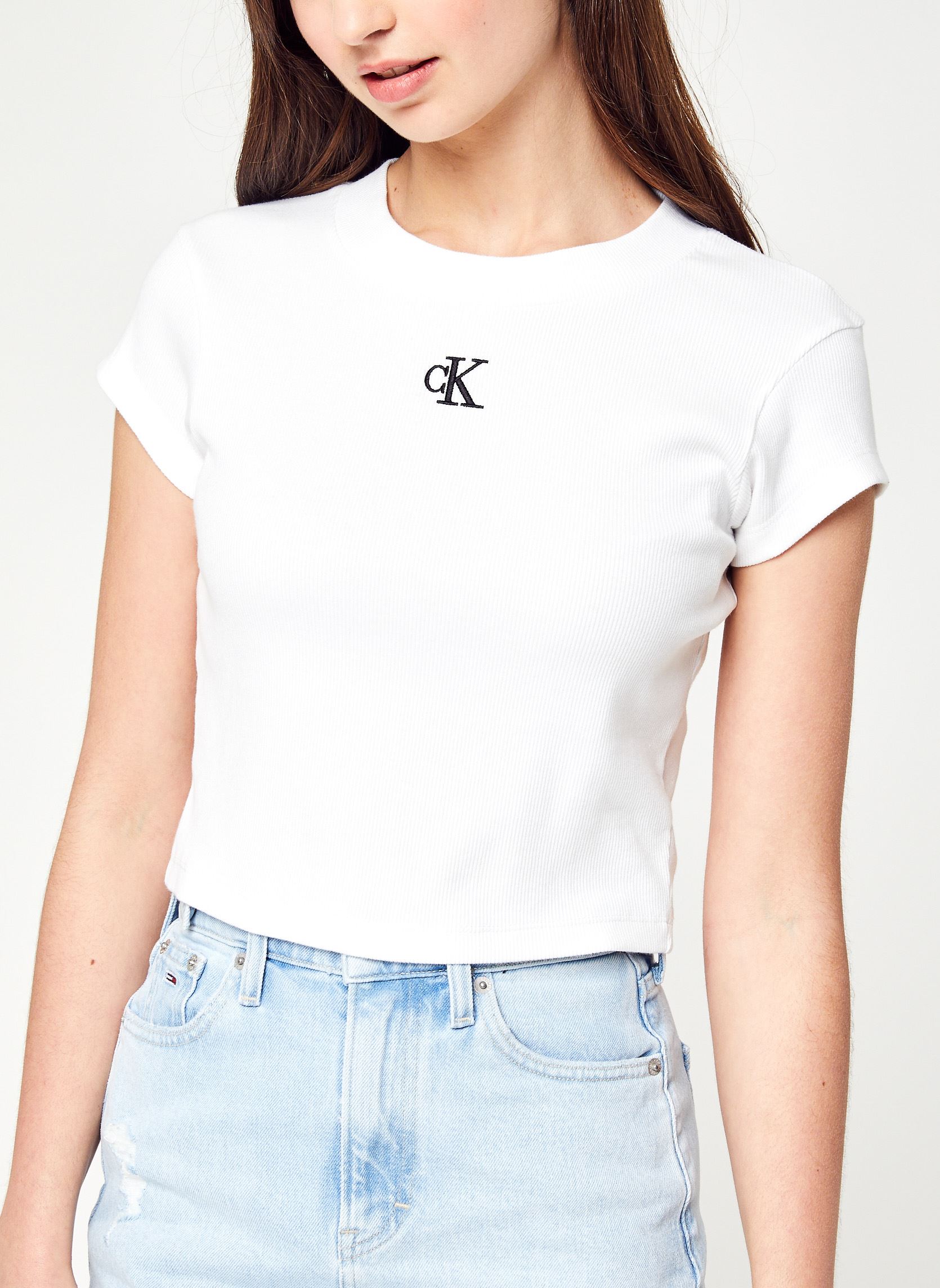 Tee-shirts Ck Rib Cropped Slim Tee femme blanc Calvin Klein Jeans Tee-shirts Ck Rib Cropped Slim Tee femme blanc YAF BRIGHT WHITE