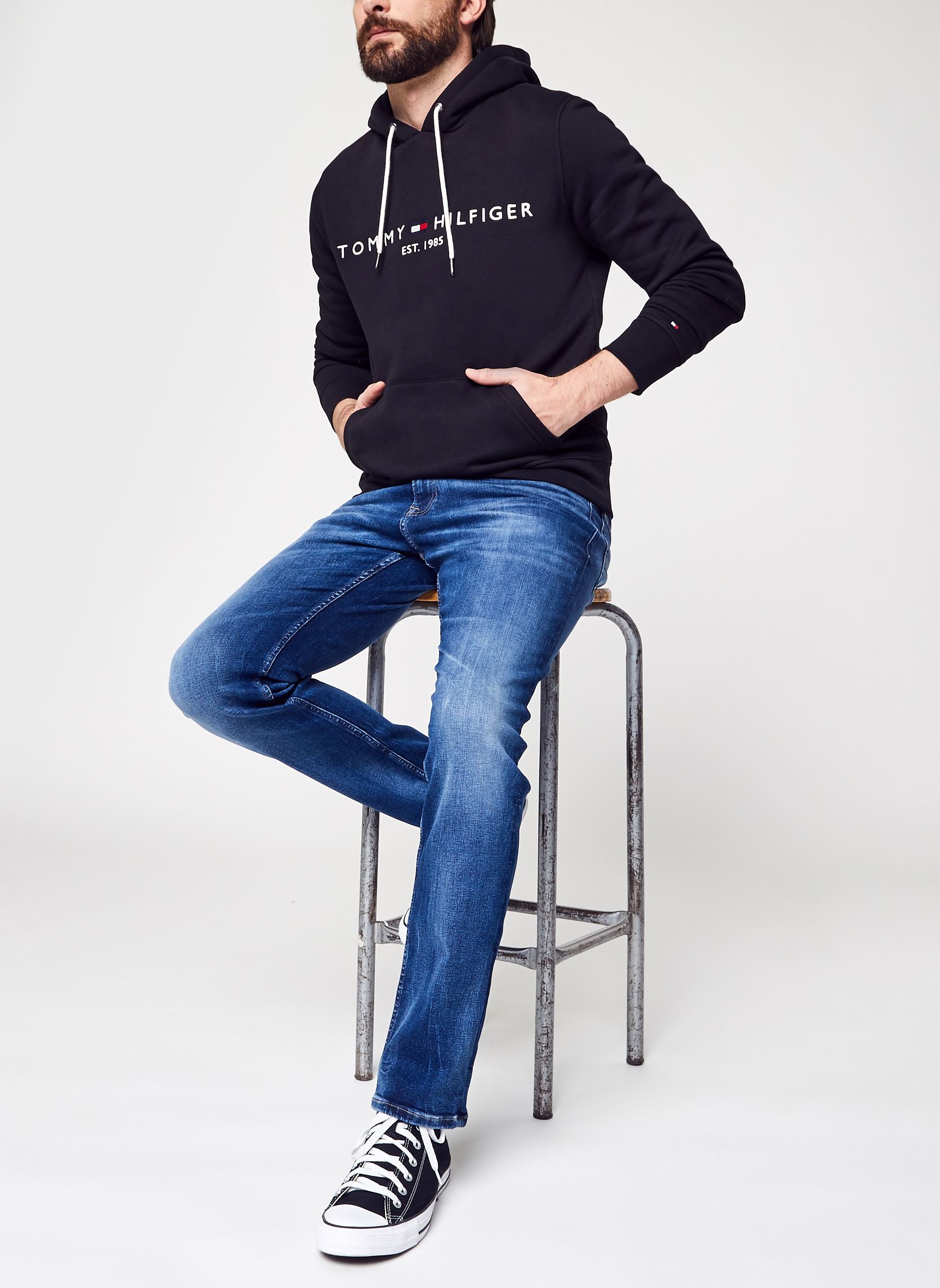 Jersey con capucha Core Tommy Logo Hoodie hombre negro Tommy Hilfiger Jersey con capucha Core Tommy Logo Hoodie hombre negro JET BLACK