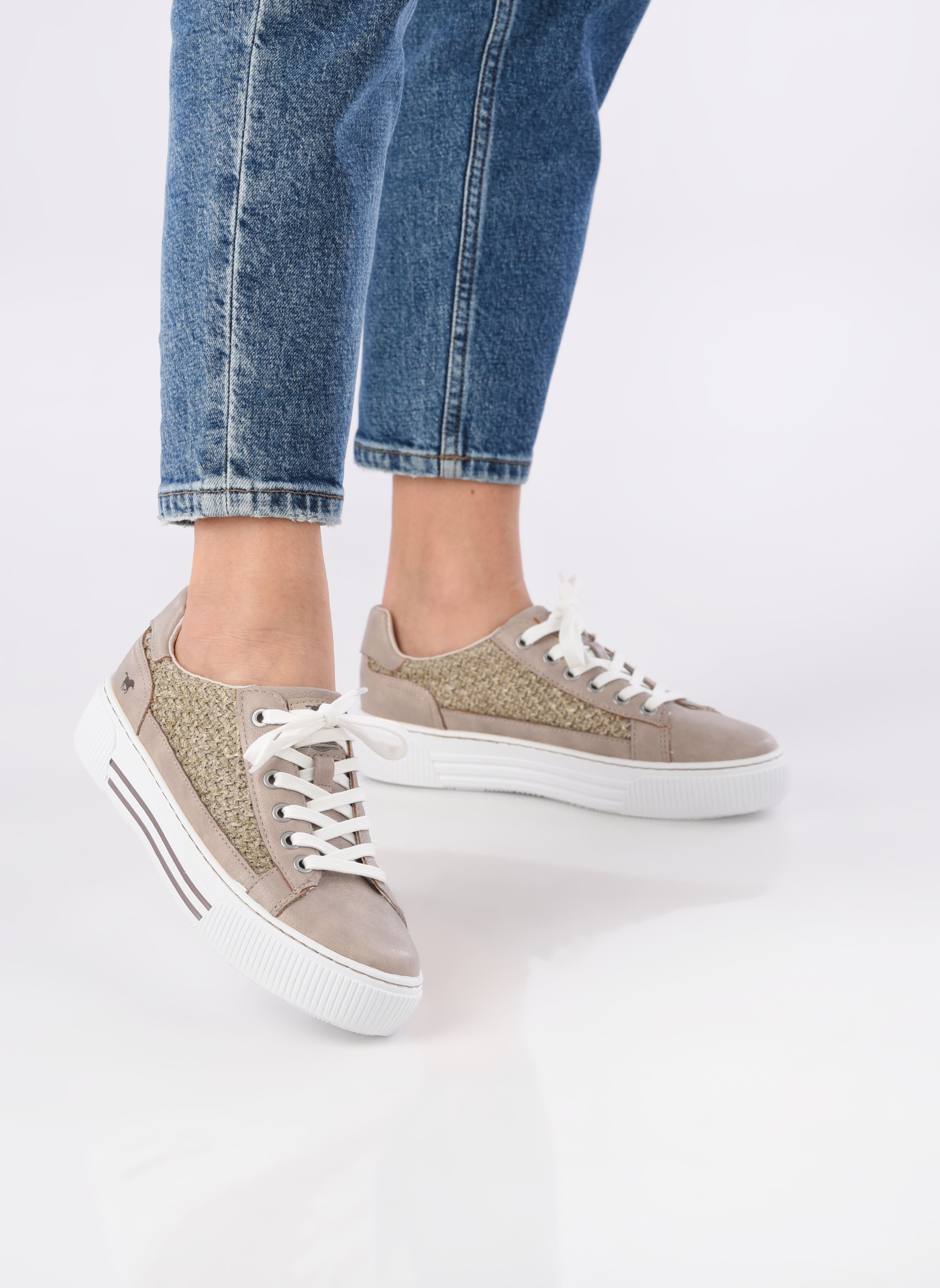 Baskets basses Elvas femme beige Mustang shoes Baskets basses Elvas femme beige Beige