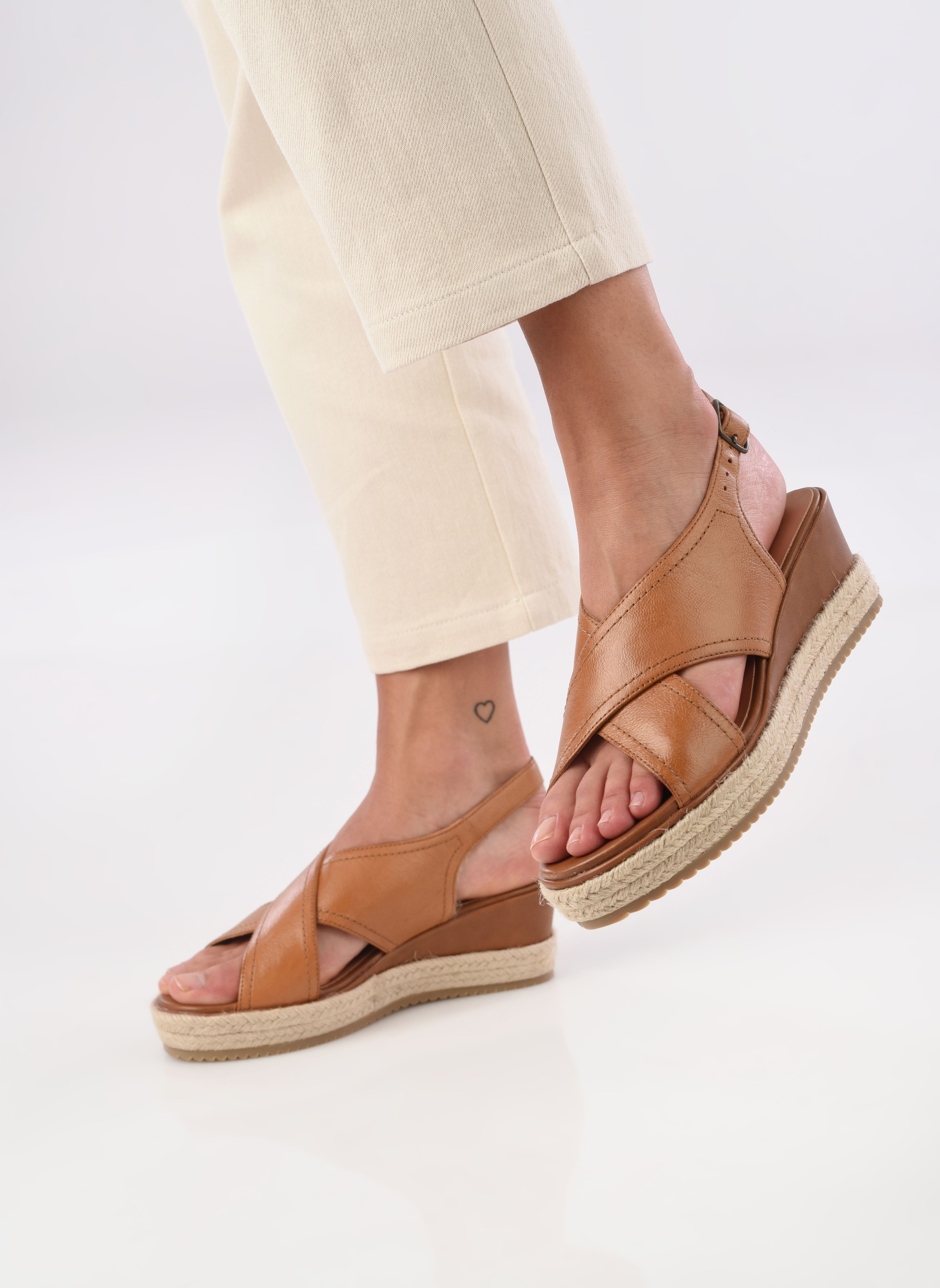 Keil- und Plateausandalen Esli damen braun Karston Keil- und Plateausandalen Esli damen braun AMBRE
